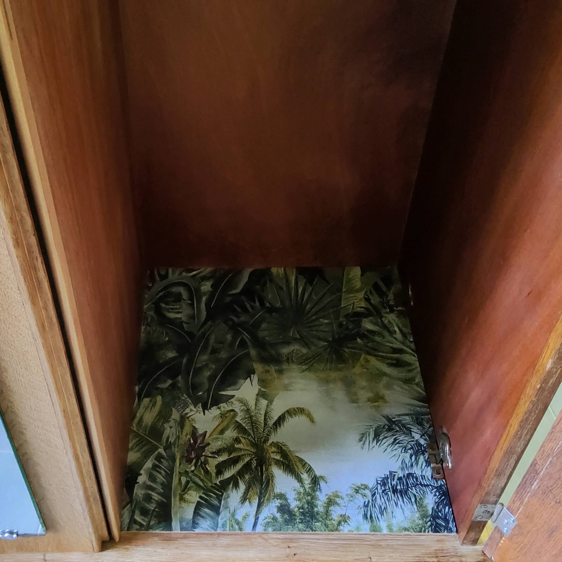 Armoire années 50 rénovée