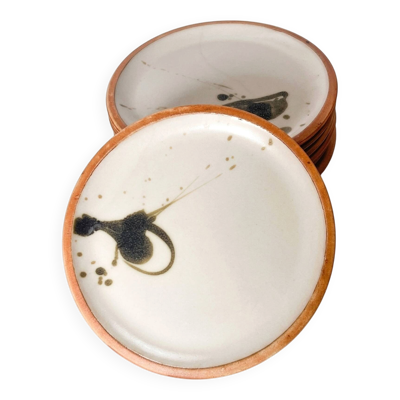 8 assiettes poterie de la colombe