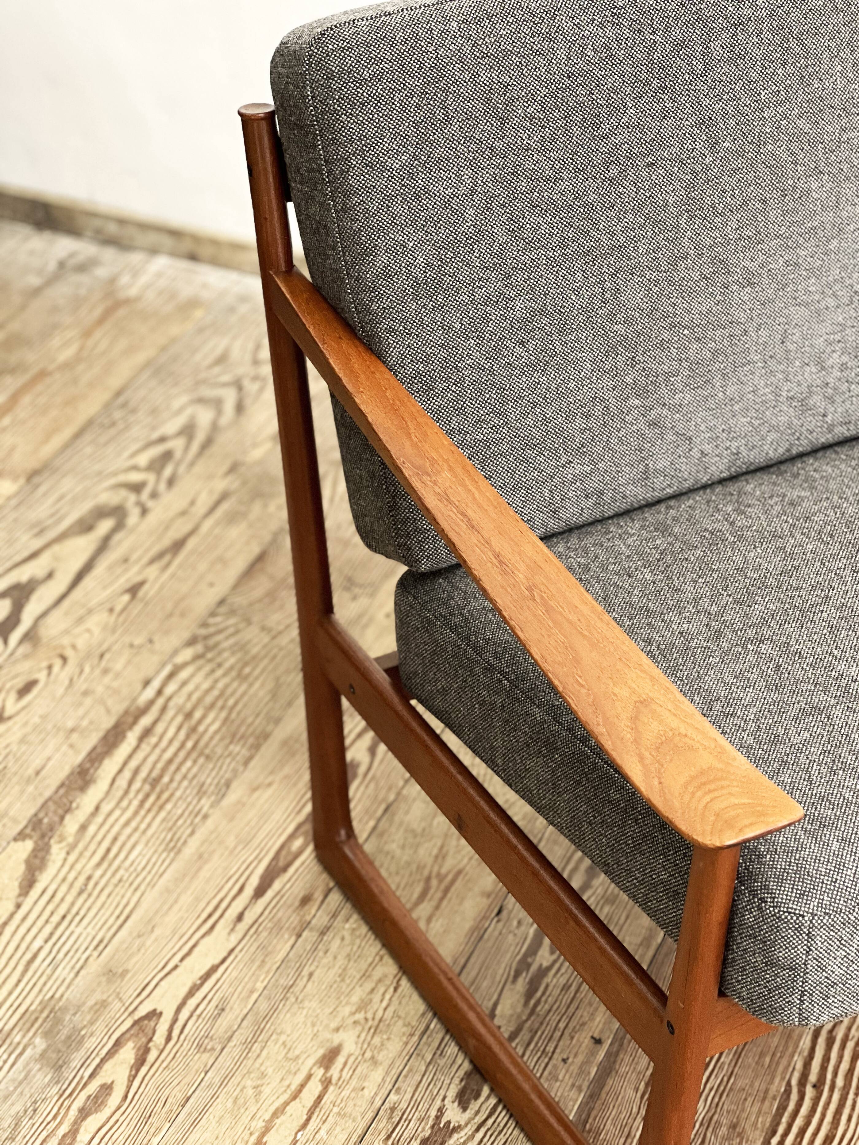 Mid-Century Modern Lounge Chair in Teak by Peter Hvidt an Orla Mølgaard Nielson for France and Son