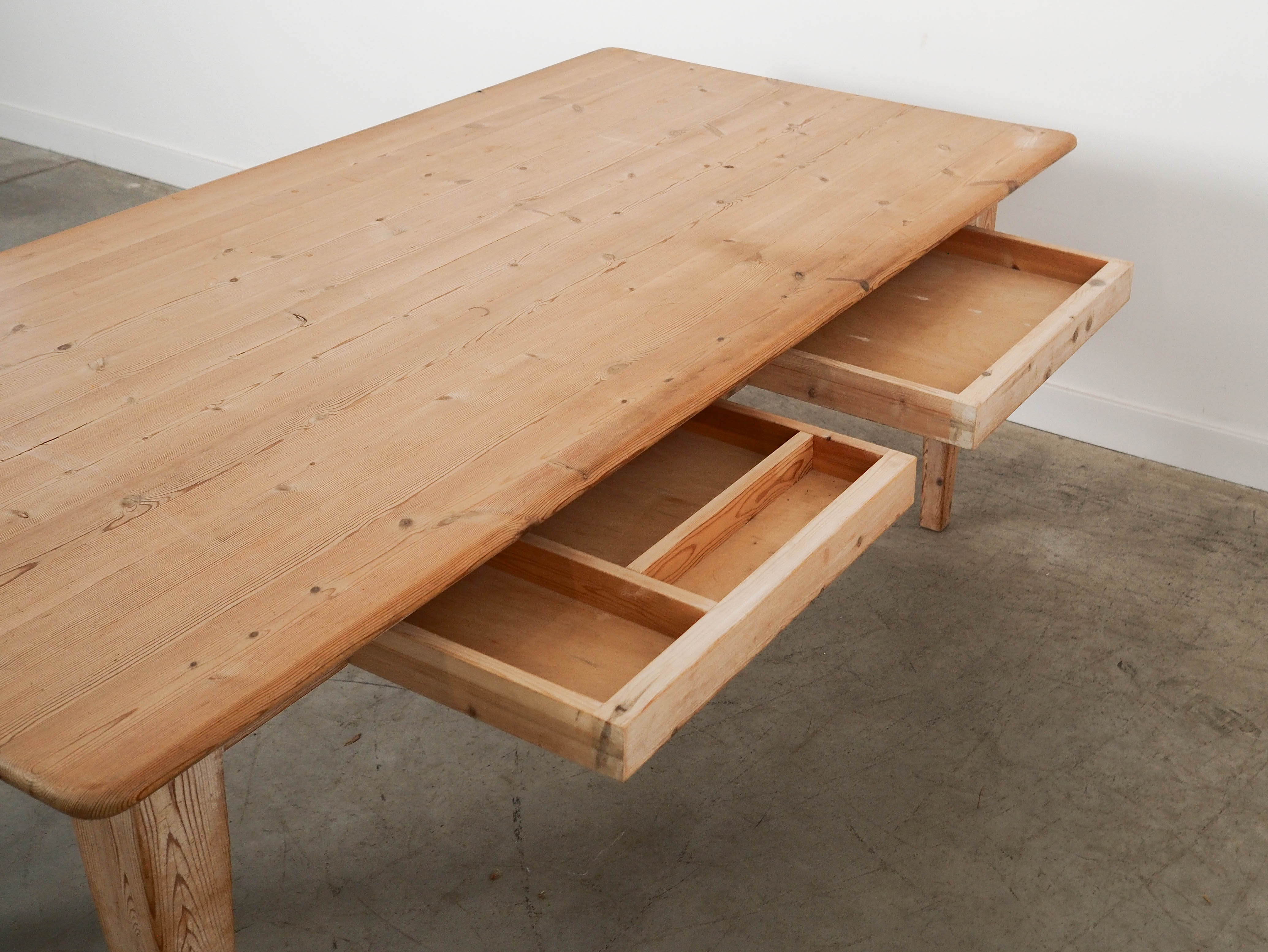 Pine table, Danish design, 1990s, made in Denmark
