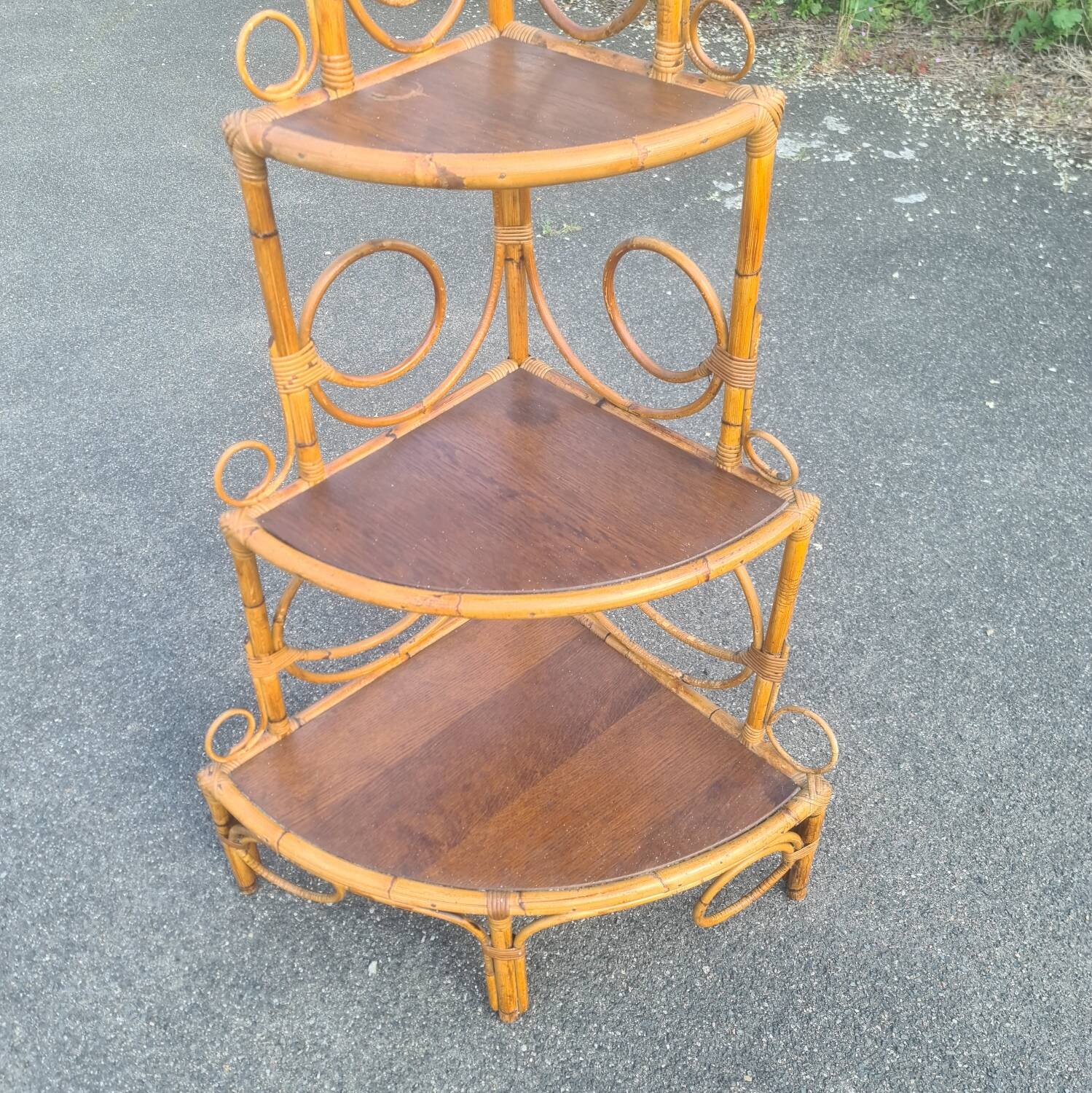 Vintage 1960s bamboo rattan corner shelf bookcase (peacock / Emmanuelle)