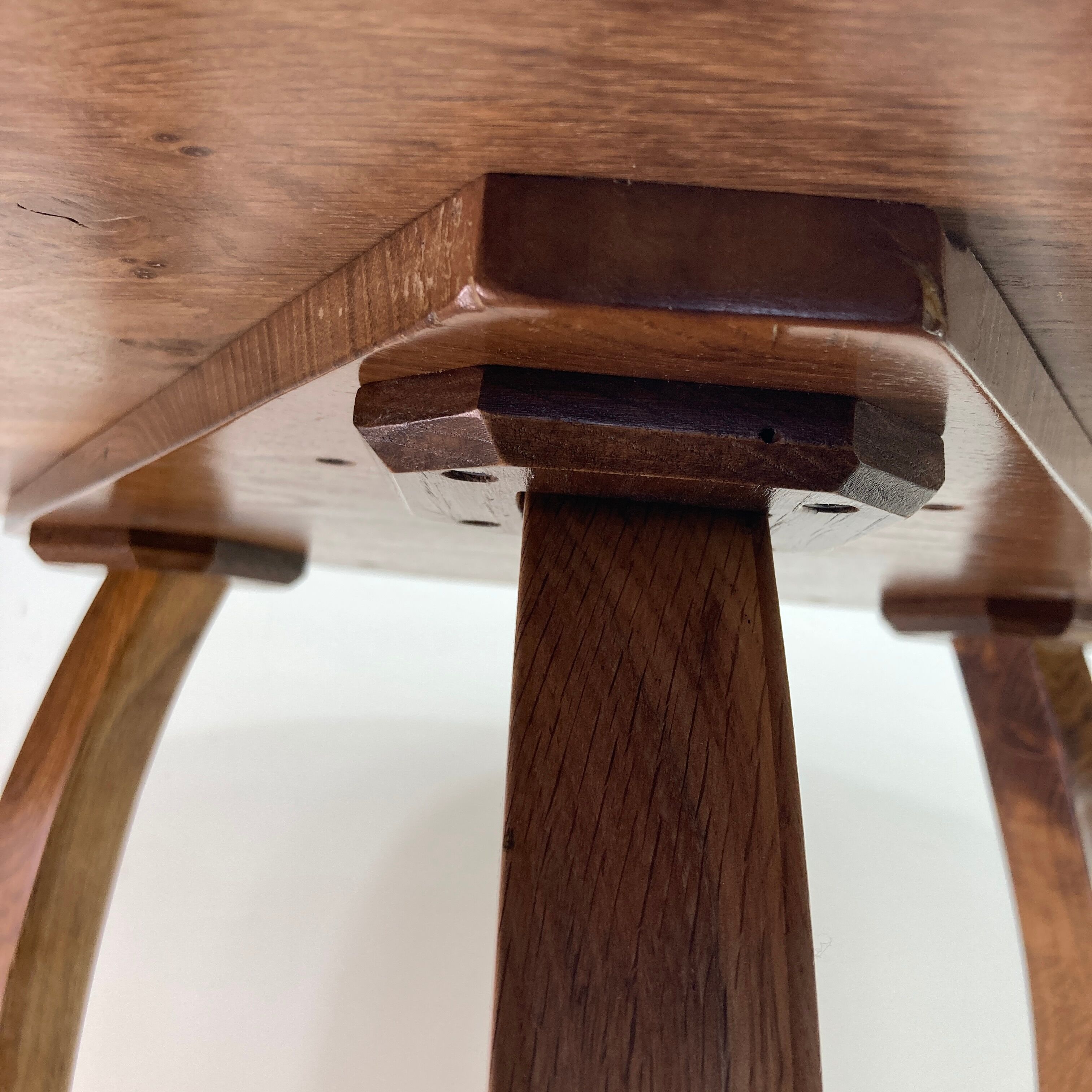 Art Deco pedestal table