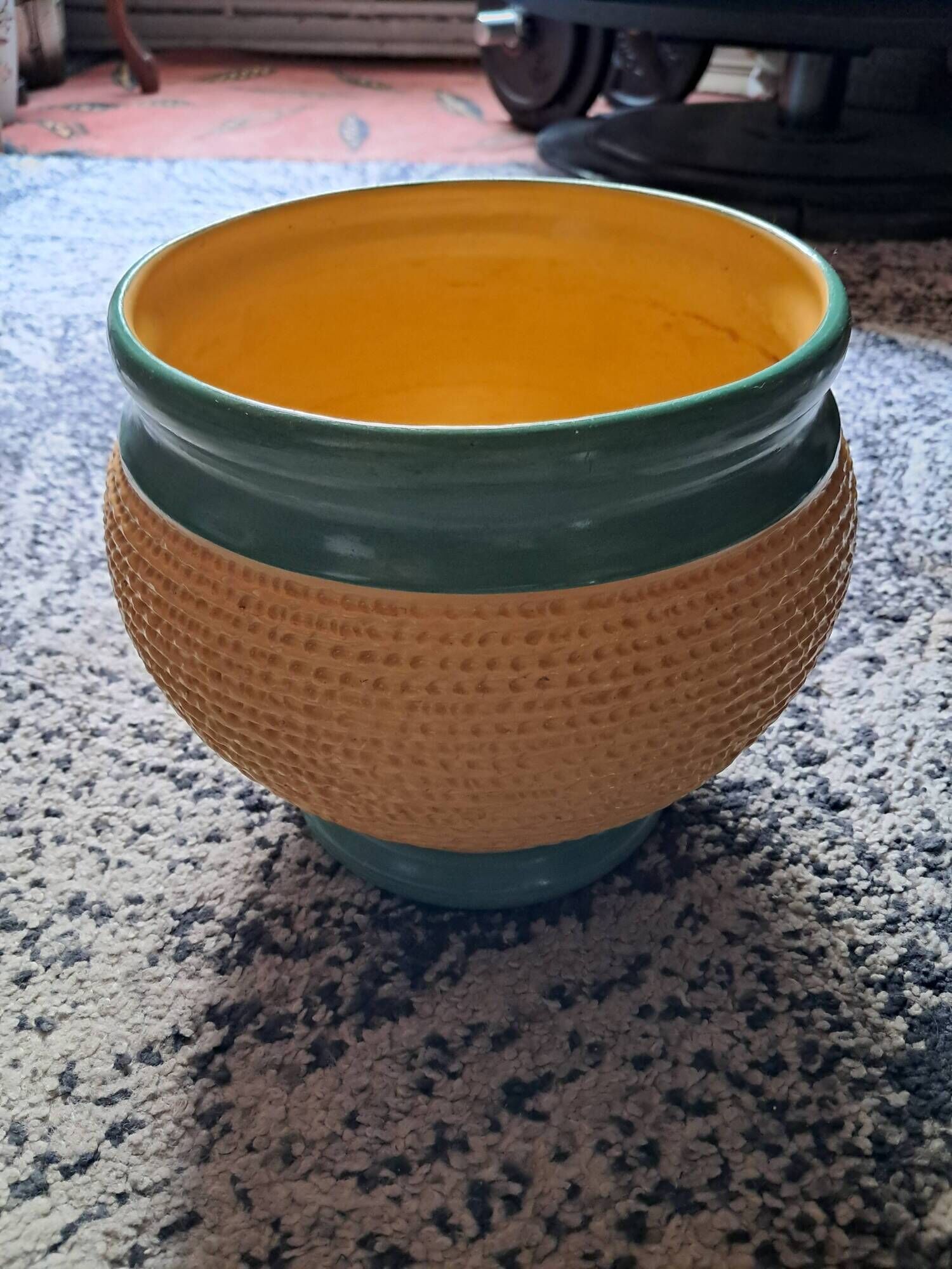 Very original vintage ceramic with a woven effect.