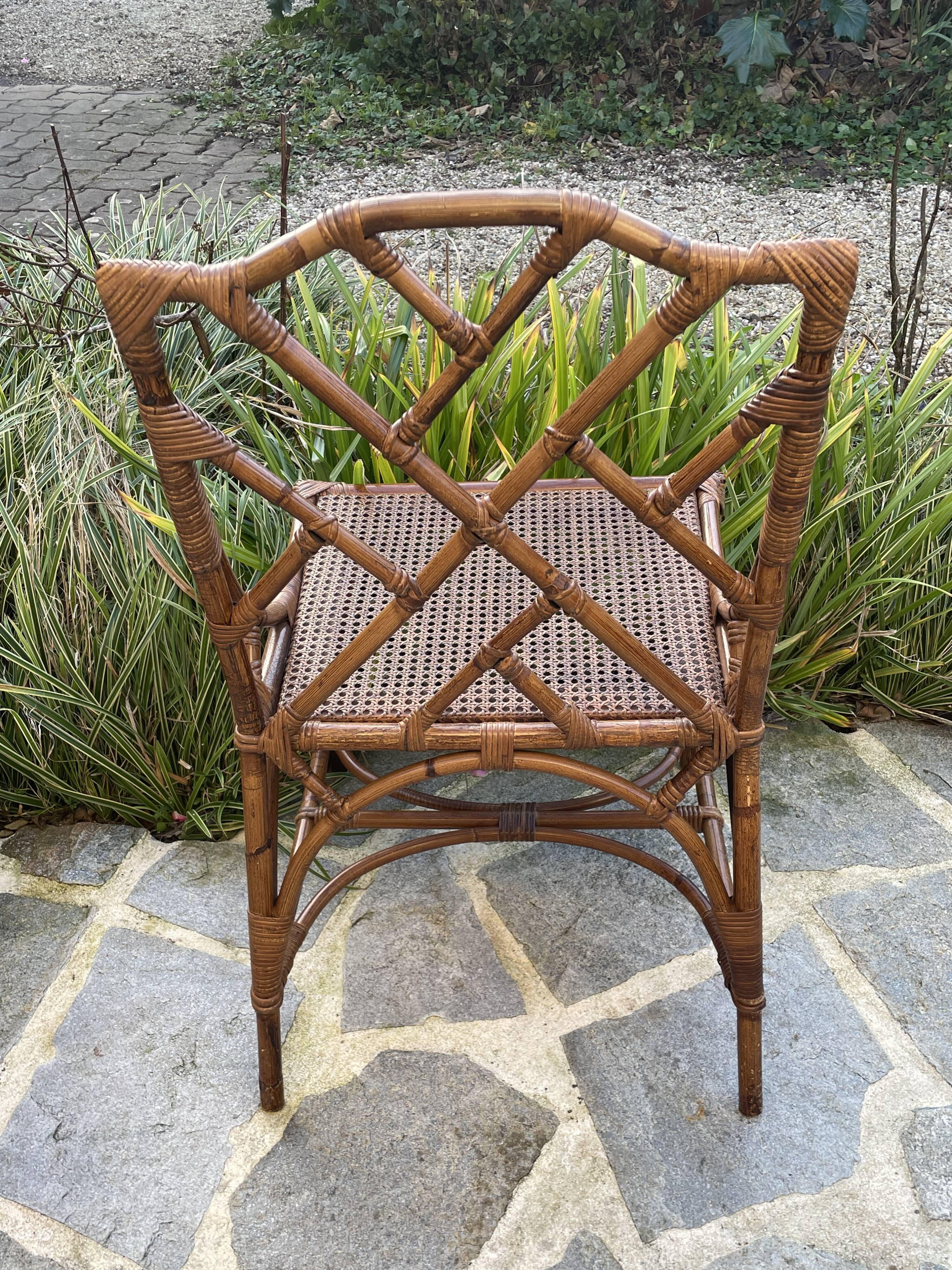 Salle à manger en rotin et bambou