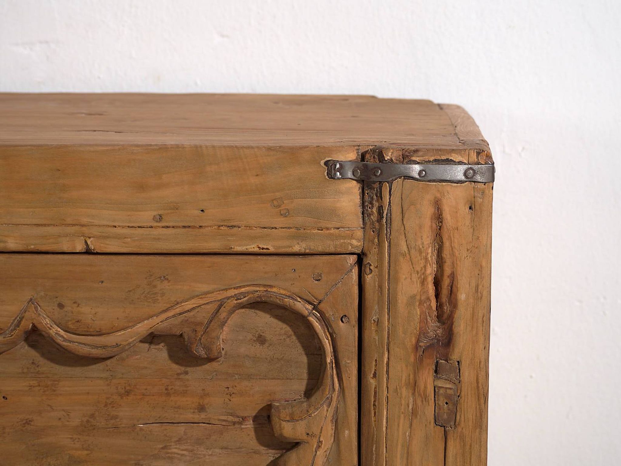 Antique Chinese buffet with four doors (c.1900) #12