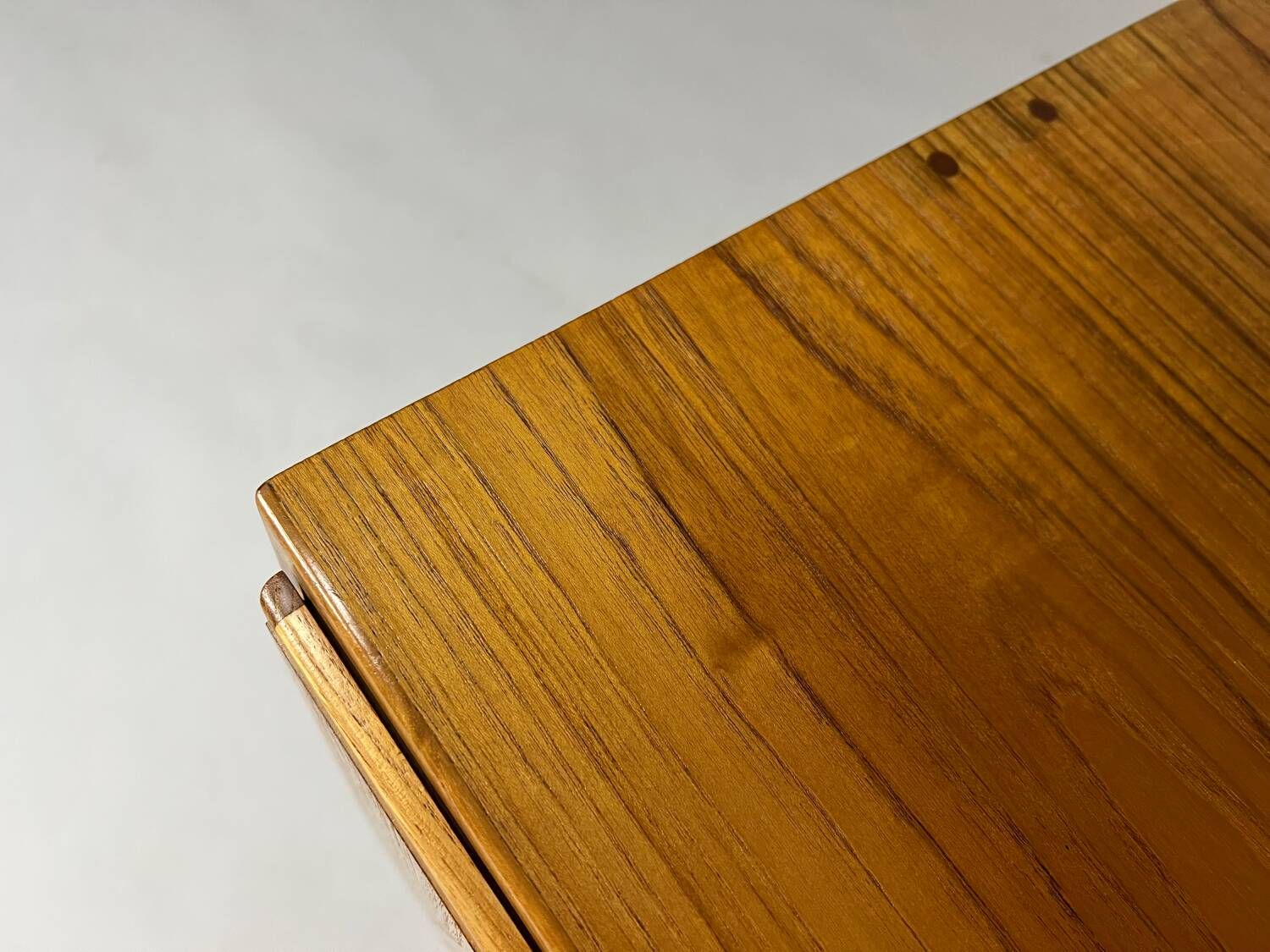 Danish teak lowboard chest of drawers TV HiFi sideboard vintage 70s