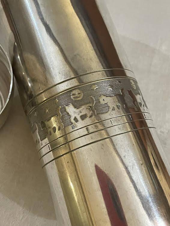 Petit vase argenterie poiçonnée
