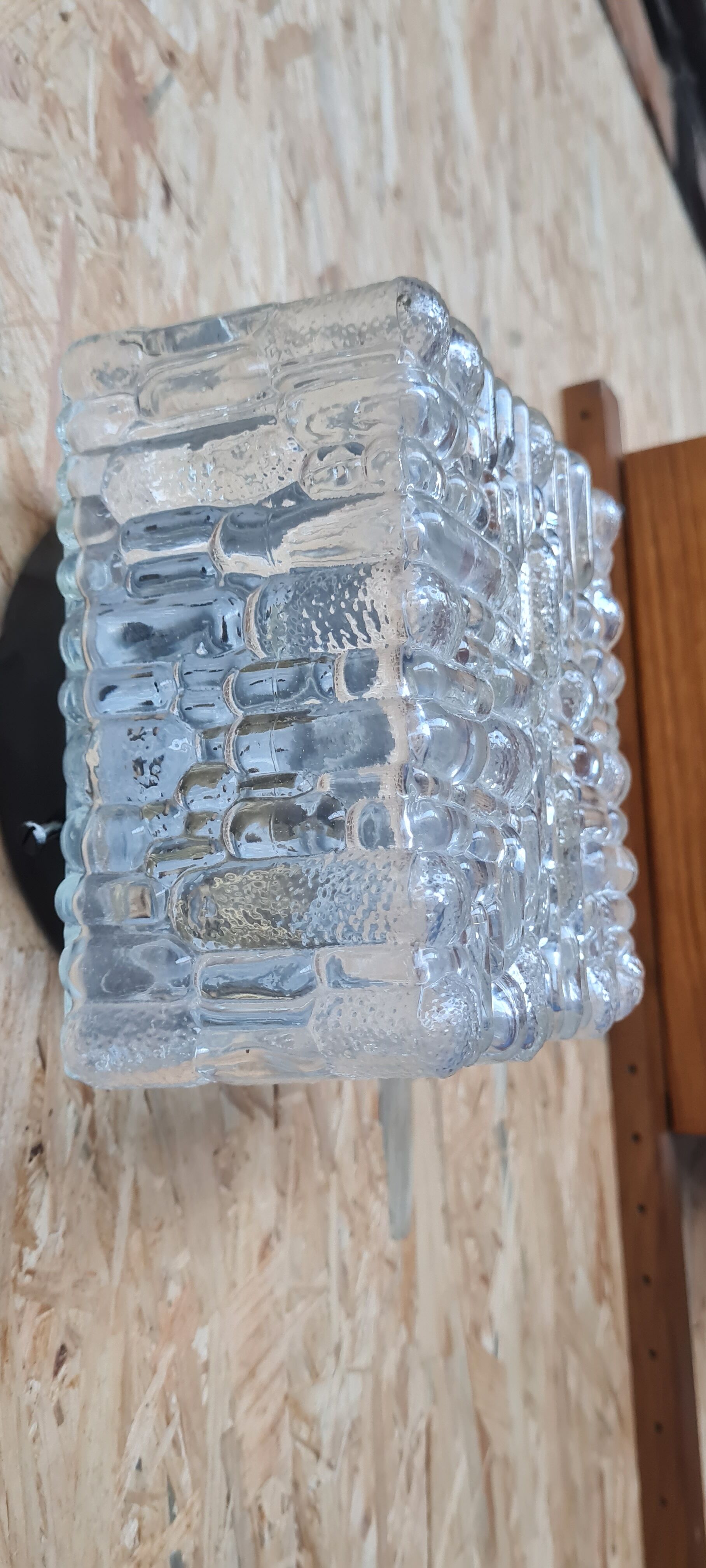 Wall lamp in chiseled glass 1960