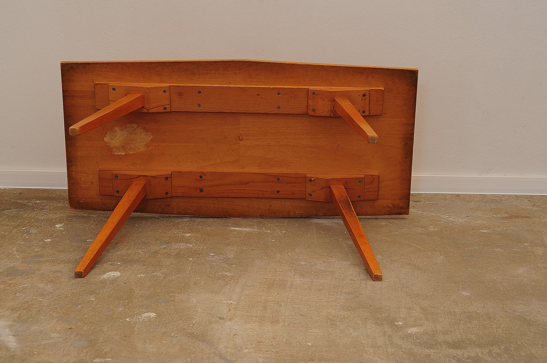 Table basse en bois de hêtre du milieu du siècle par Tatra nabytok, années 1960, Tchécoslovaquie