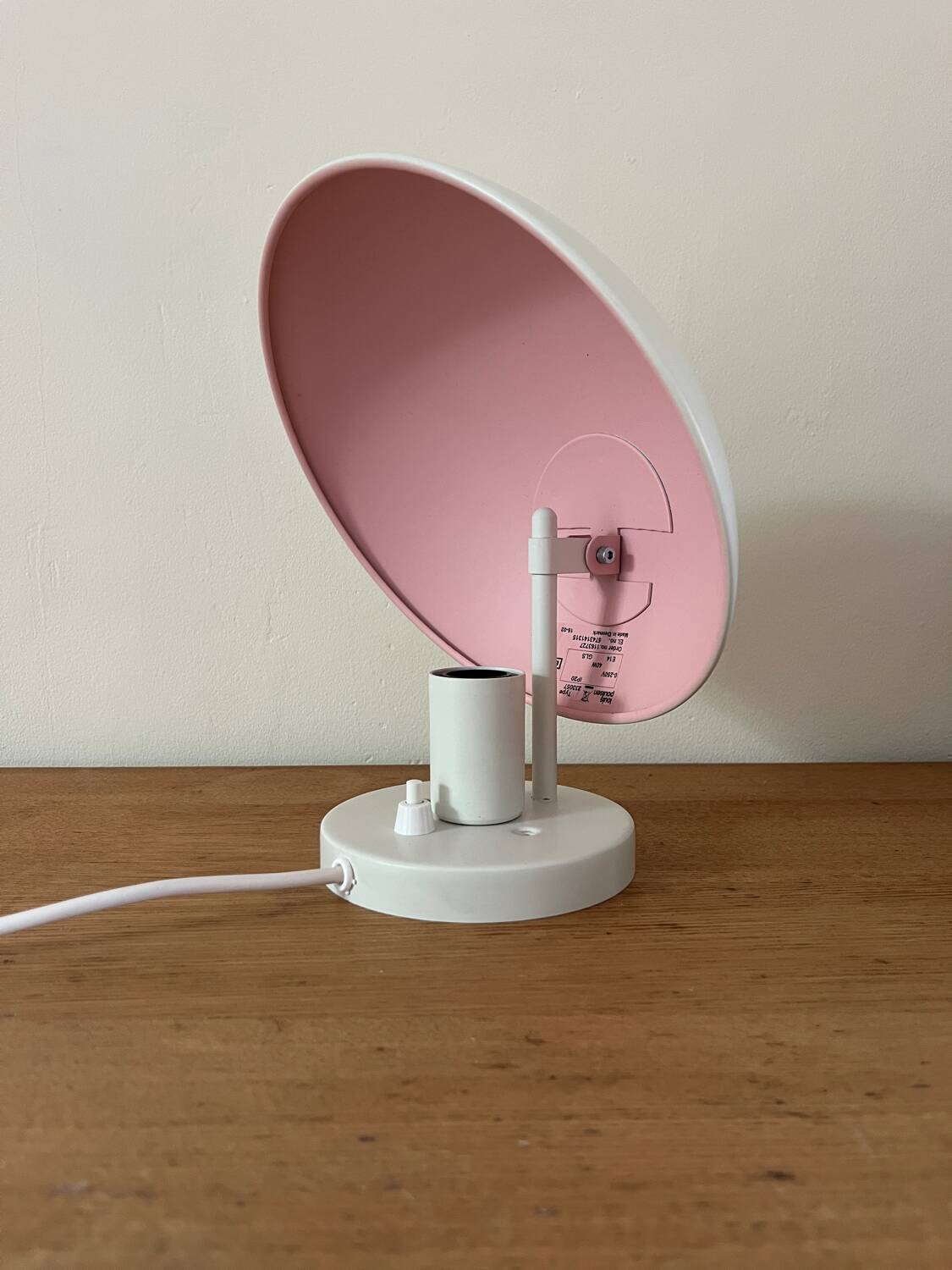 Louis Poulsen PH Hat 225 - Poul Henningsen - Danish design lamp