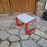 Vintage design nesting coffee table