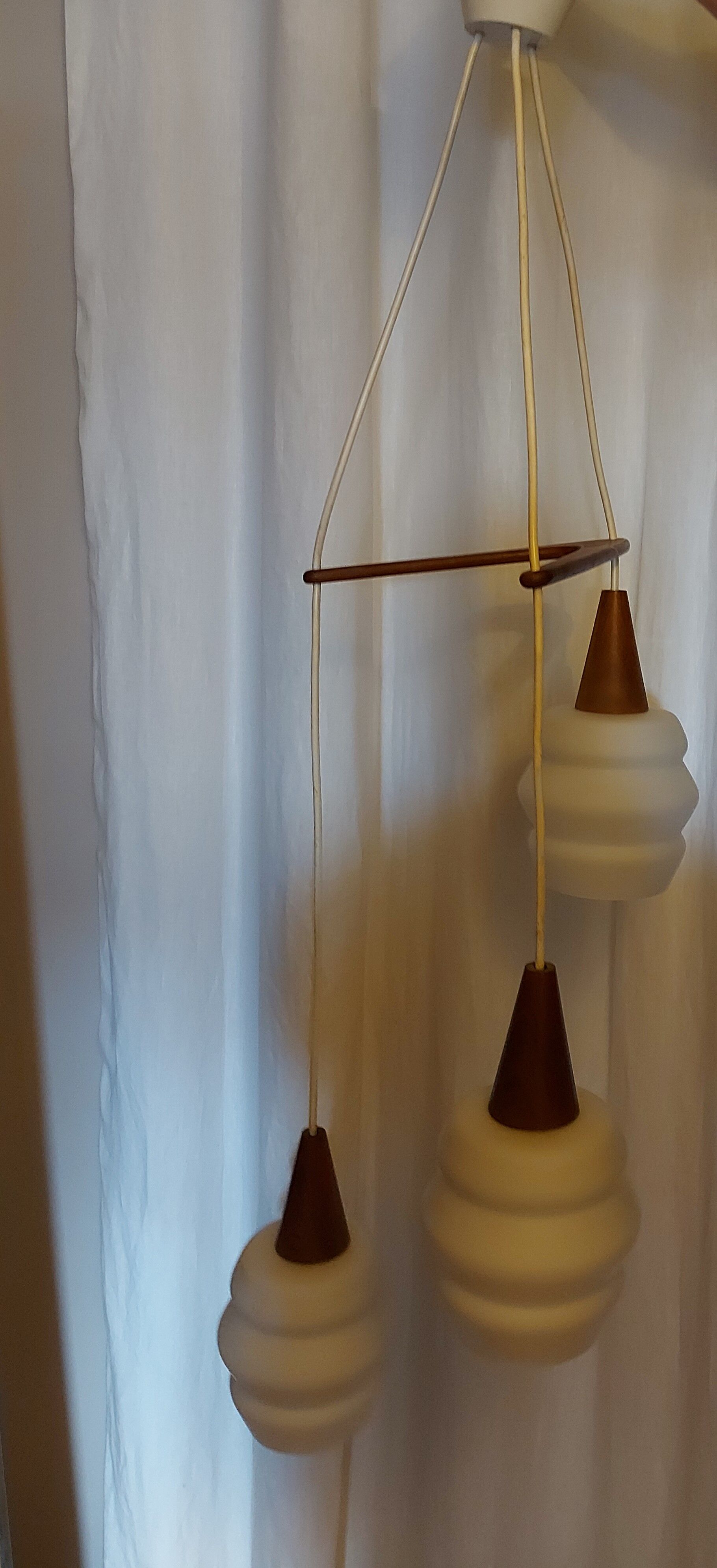 Large suspension boomerang teak , Philips design Louis Kalff ( 114 cm )