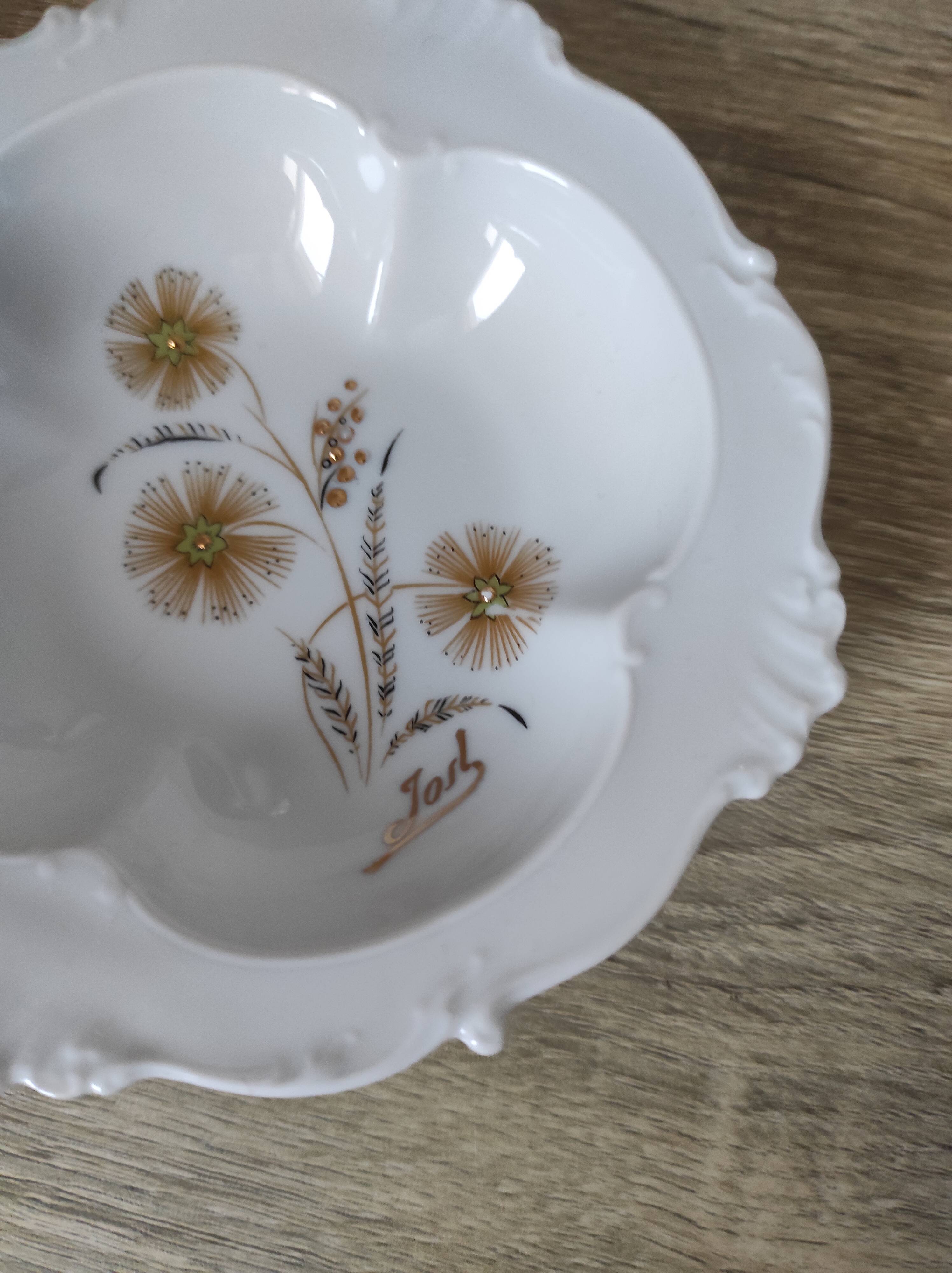 Set of porcelain bowls Jamet Seignolles