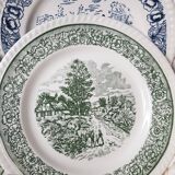 Set of 4 flat green and blue plates