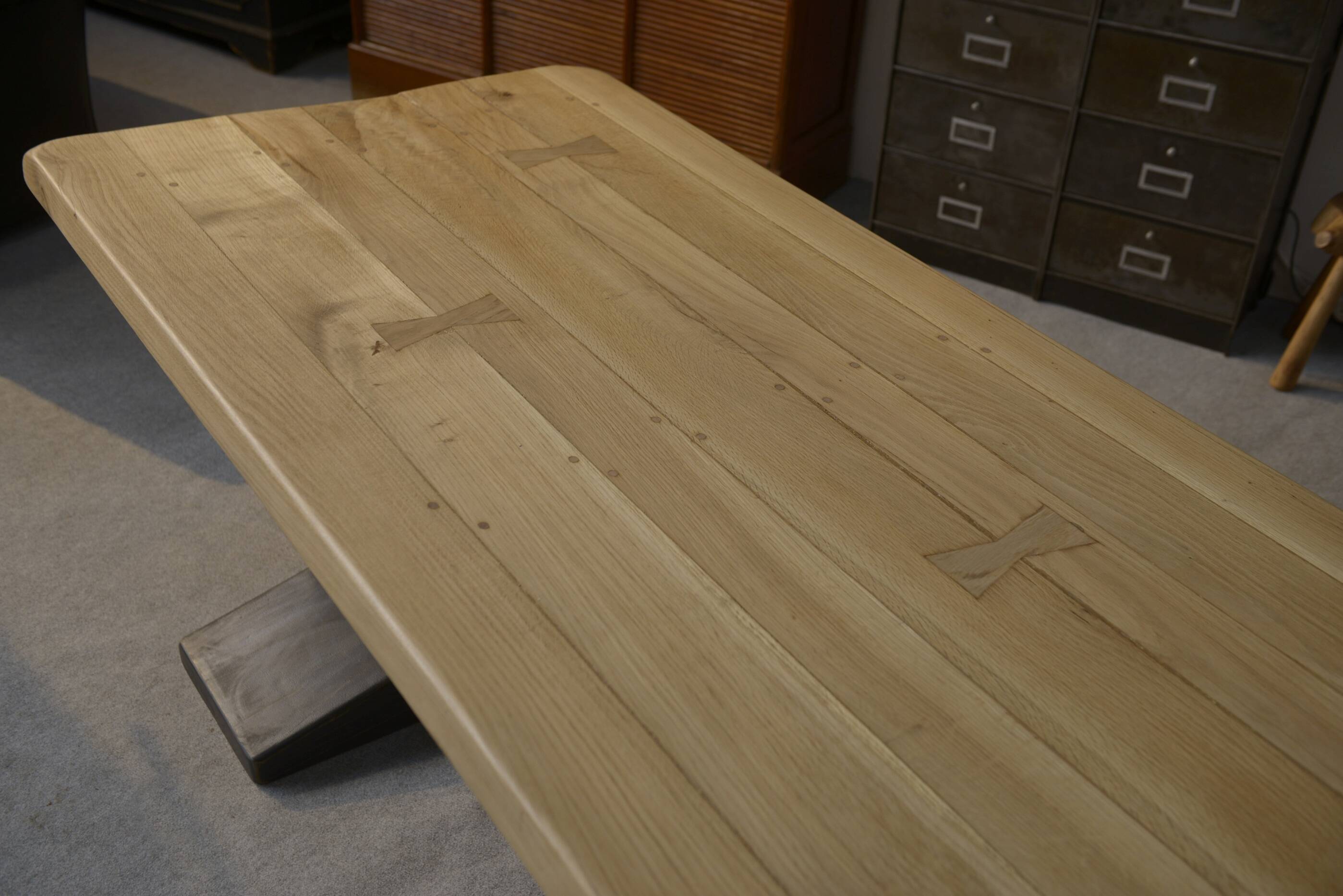 Antique monastery table in solid oak, dovetail joint, 20th century