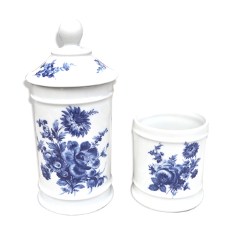 Set of 2 Pillivuyt ceramic pots
