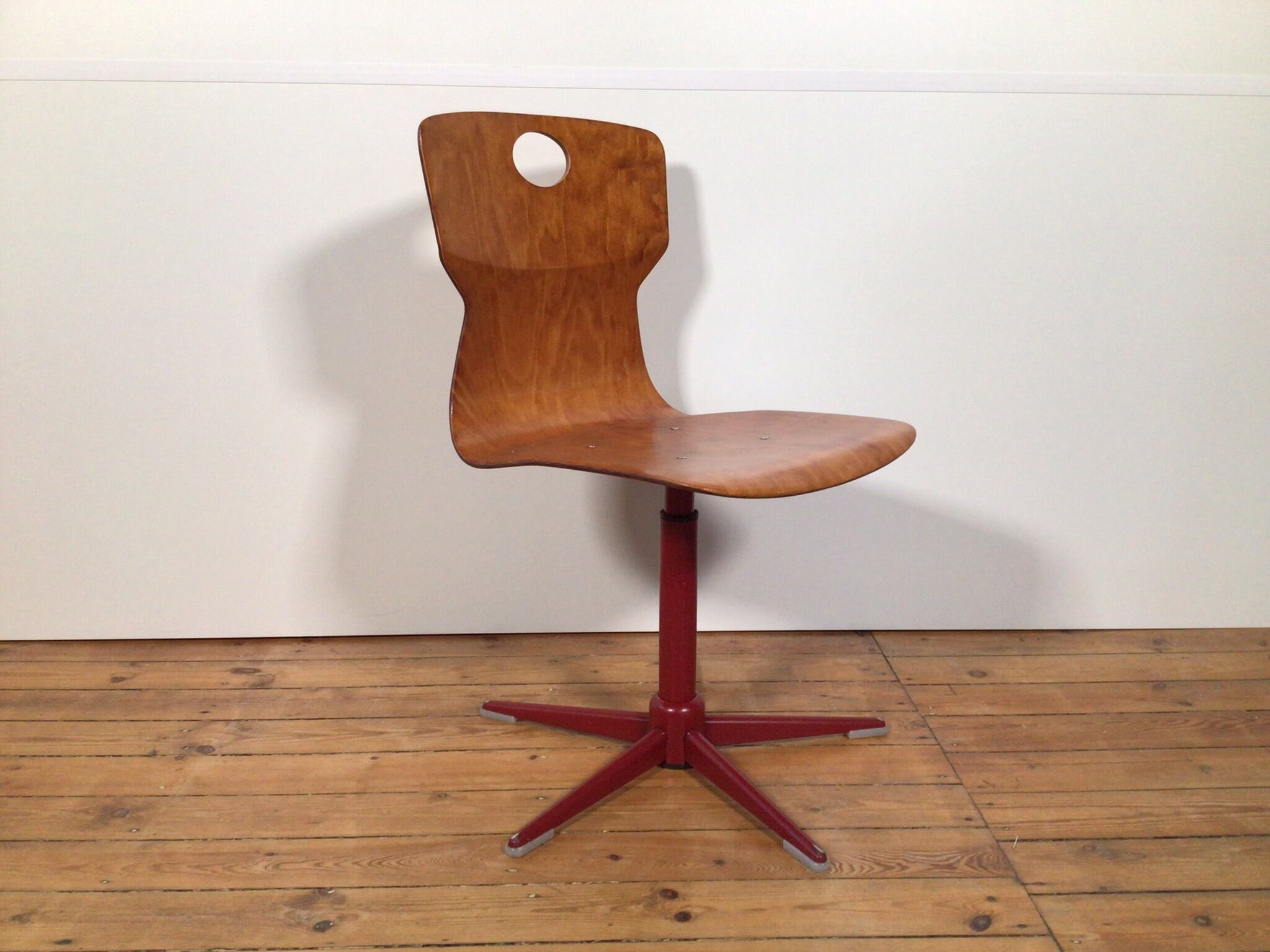 height adjustable industrial chair