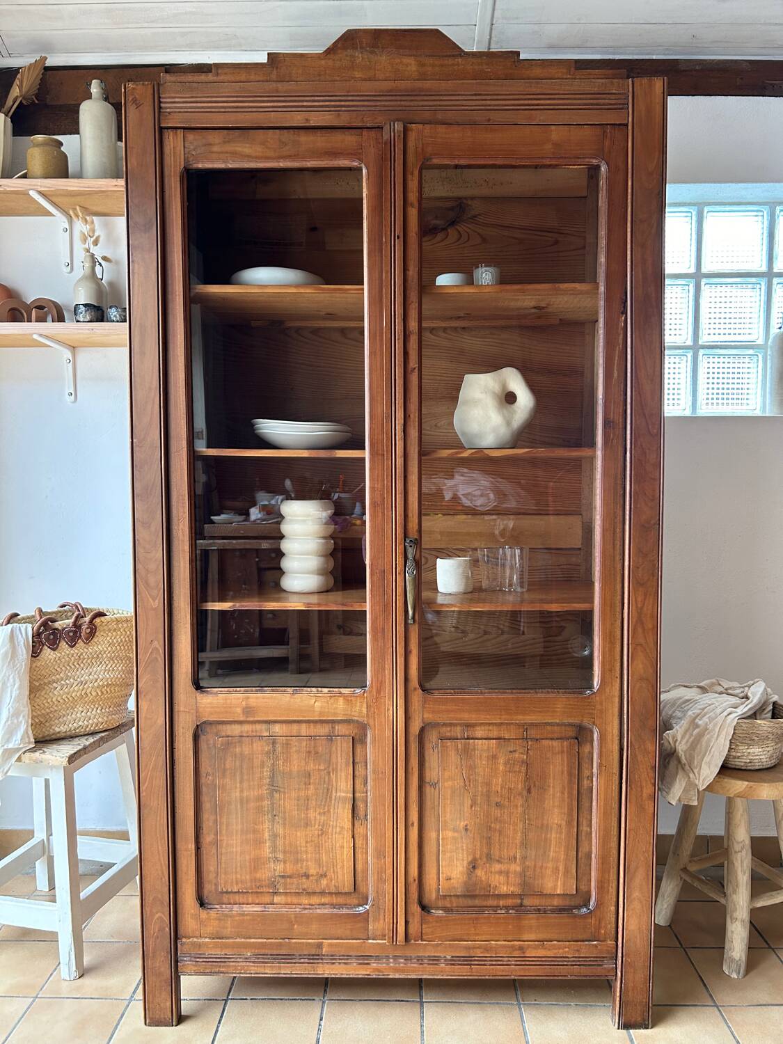 Parisian display cabinet