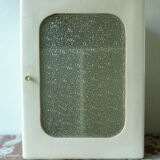 The 1950s wall cabinet