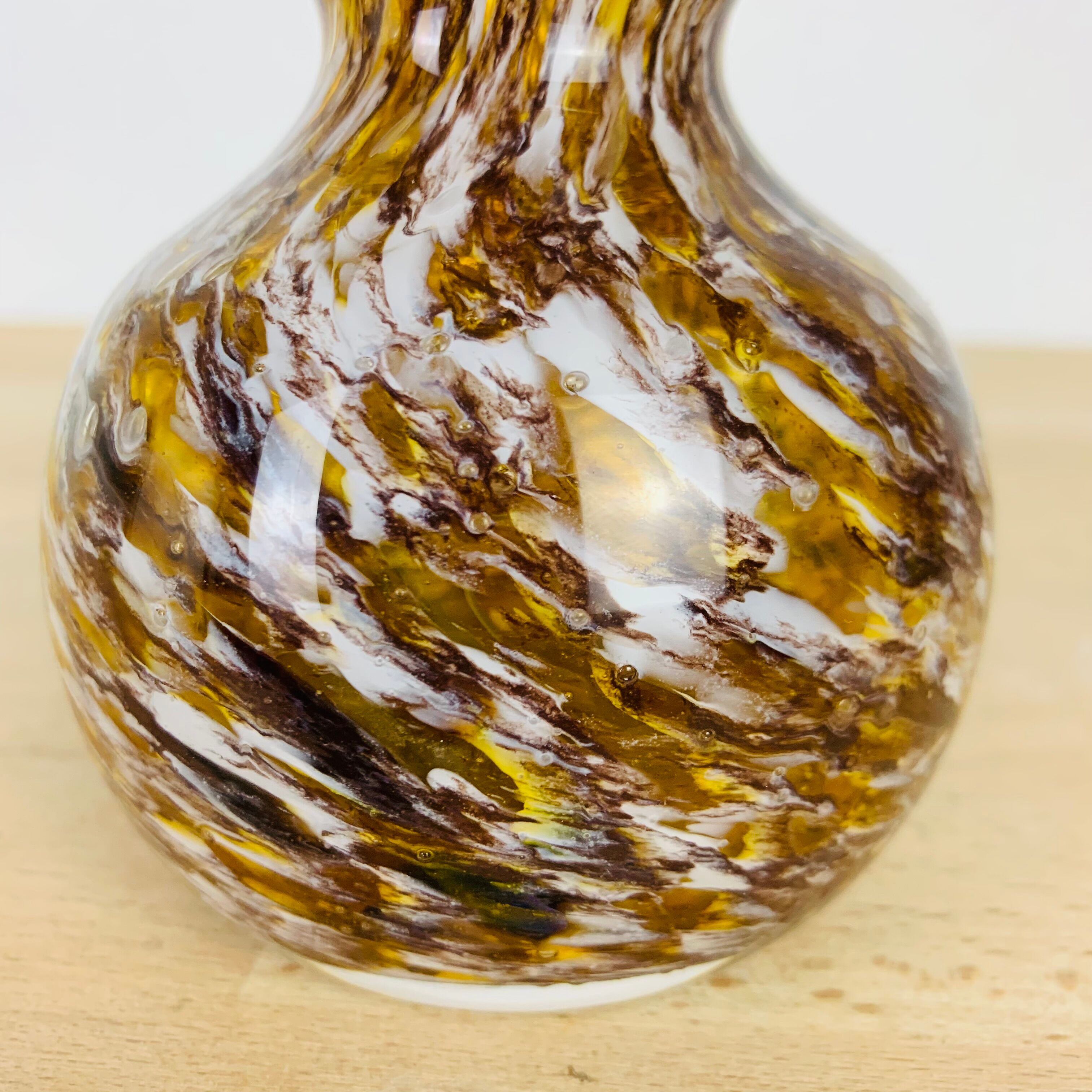 Murano vase yellow speckled glass