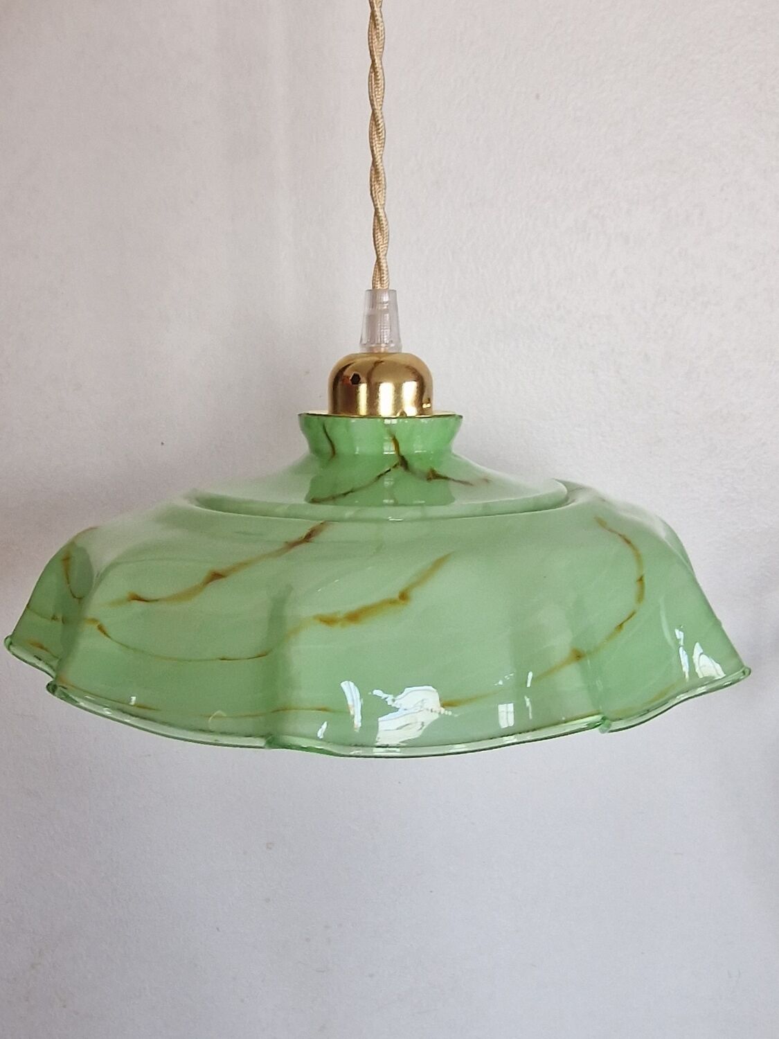 Caramel marbled green pendant light