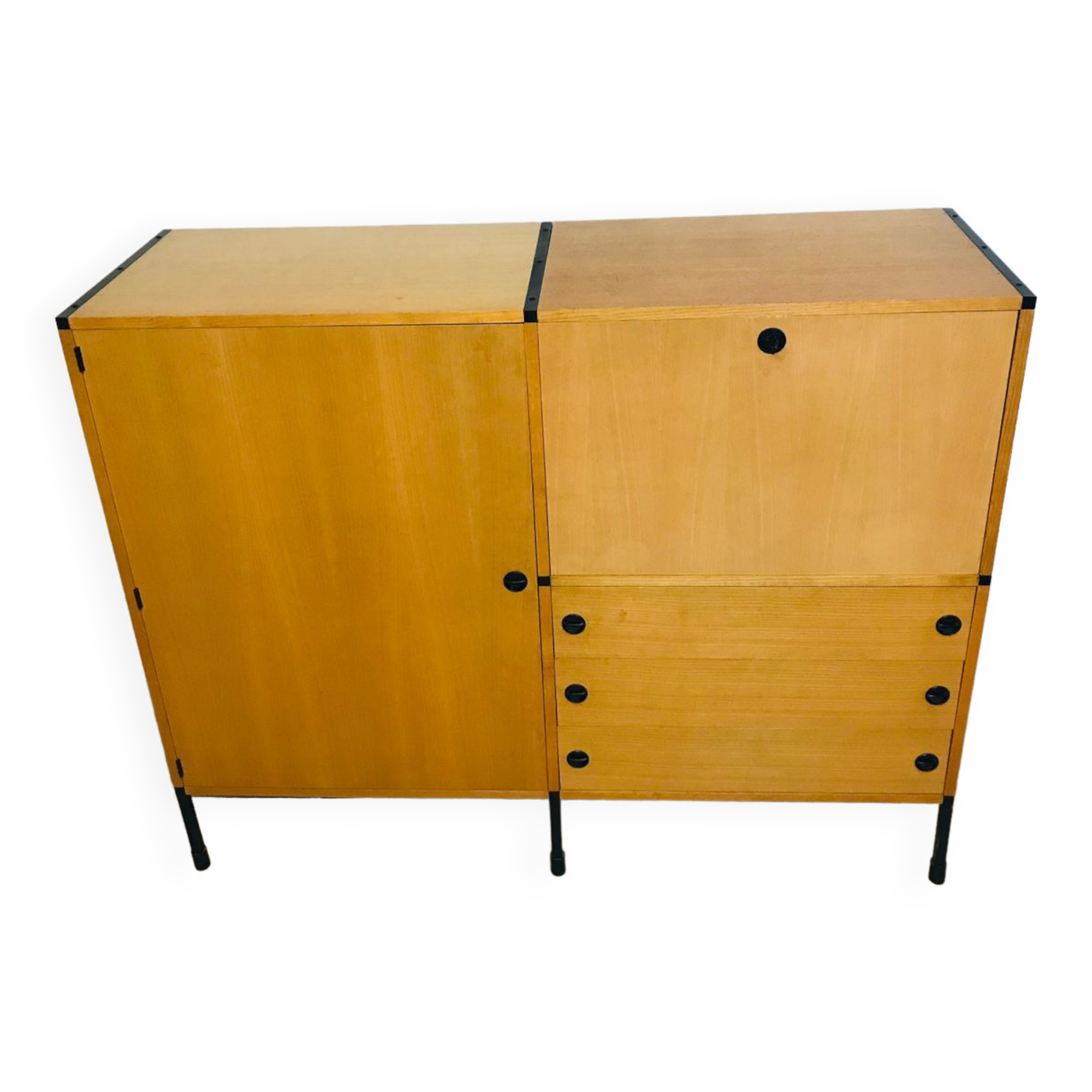 Office secretary A.R.P. Minvielle edition