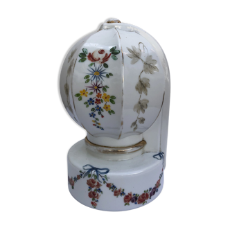 Small bedside lamp in white opaline and hand-painted flowers.