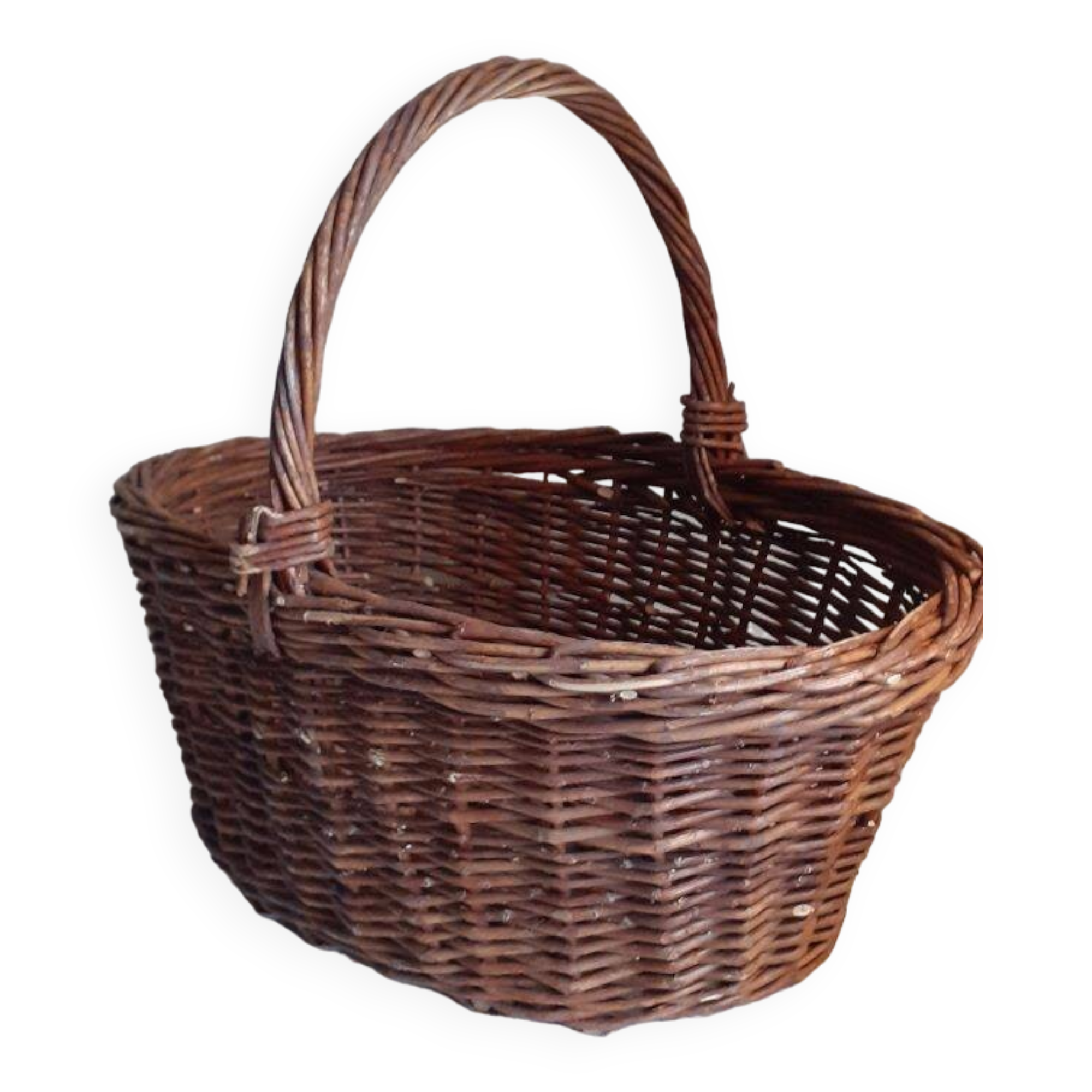 Vintage wicker oval basket