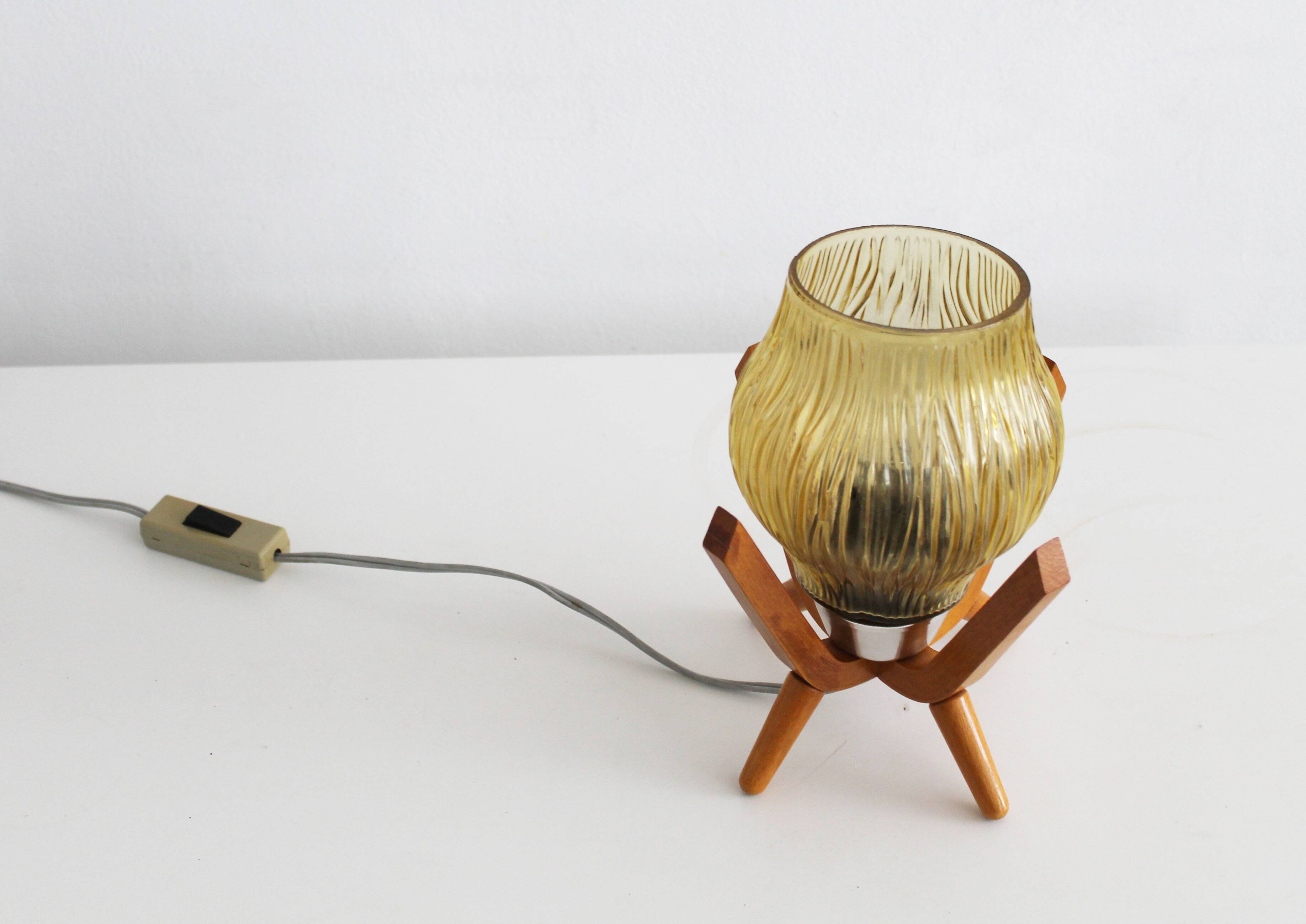 Paire de lampes de chevet vintage des années 1970 par Drevo Humpolec
