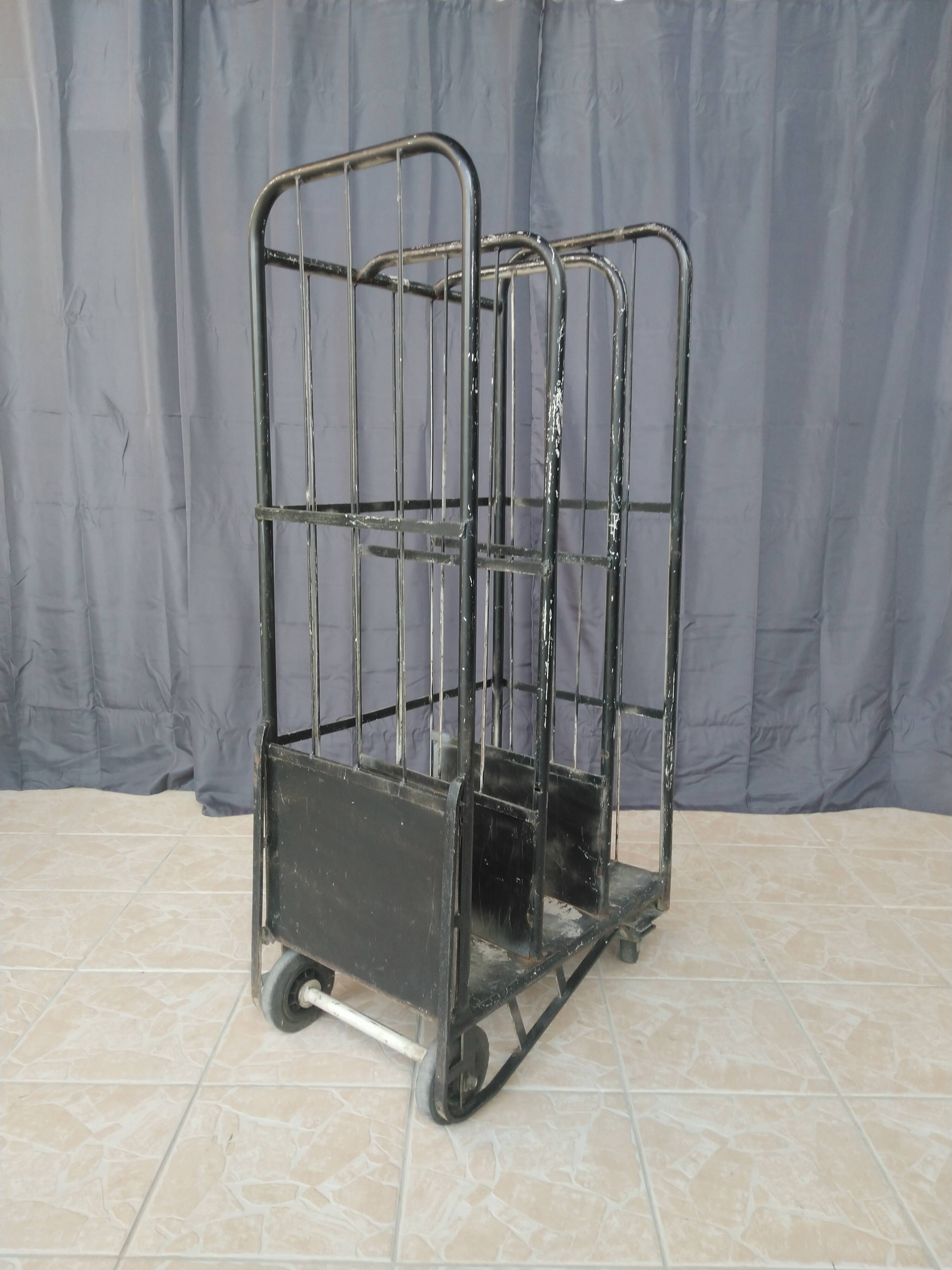 Postal sorting trolley with wheels