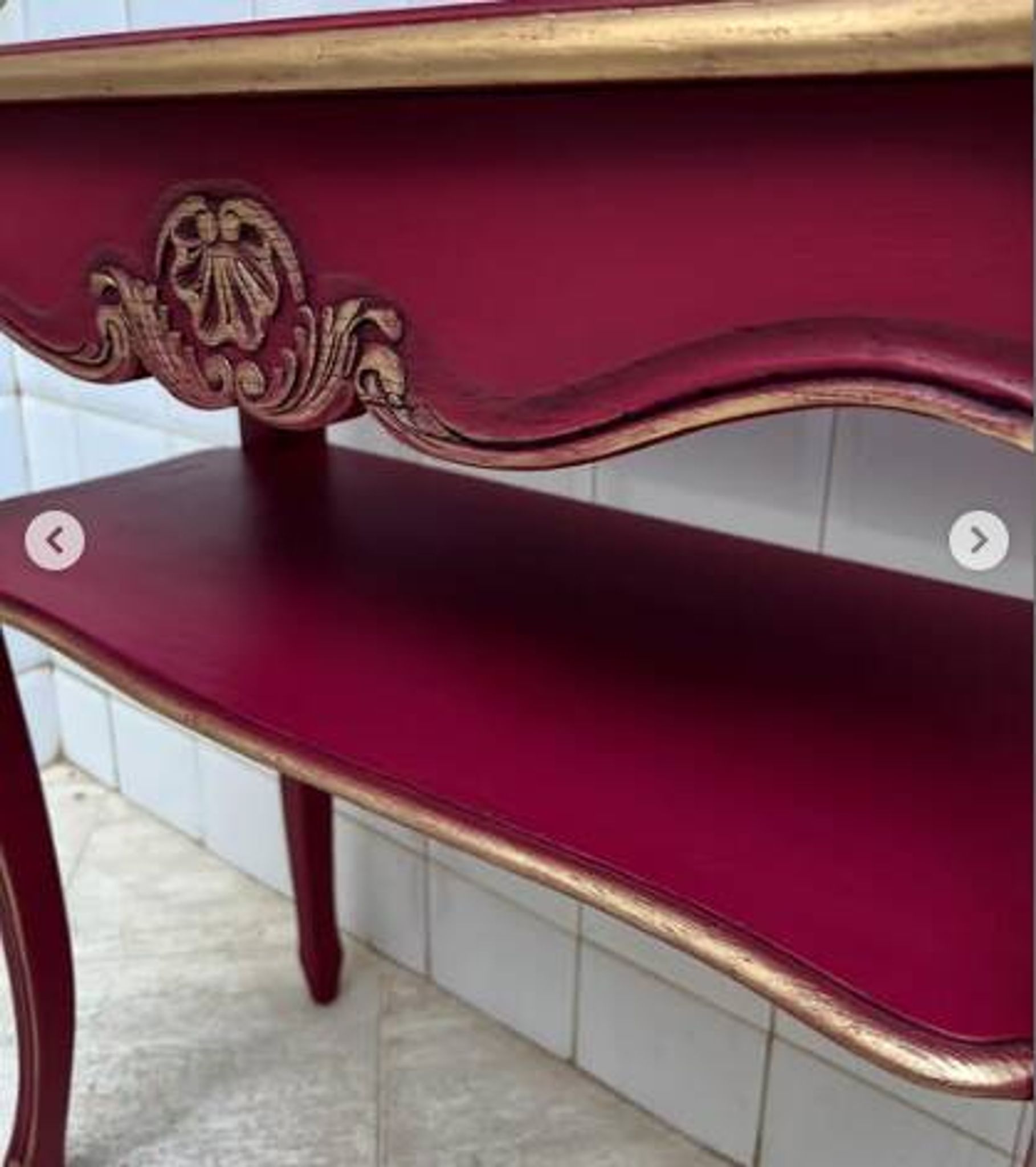 Console Louis XV Rouge Bordeaux et Or