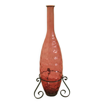 Large vase in the shape of a jar or large bottle