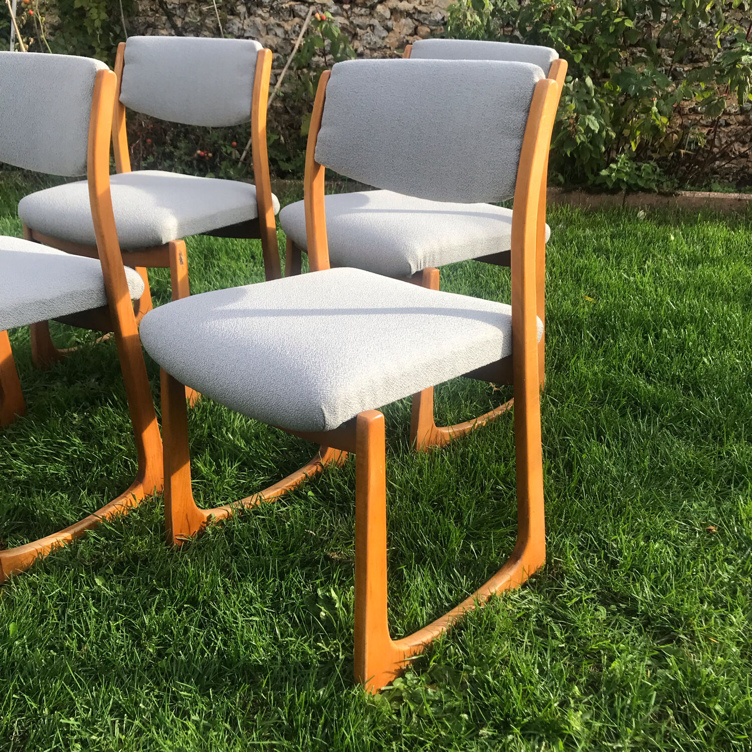 4 vintage 1970 chairs in blond beech