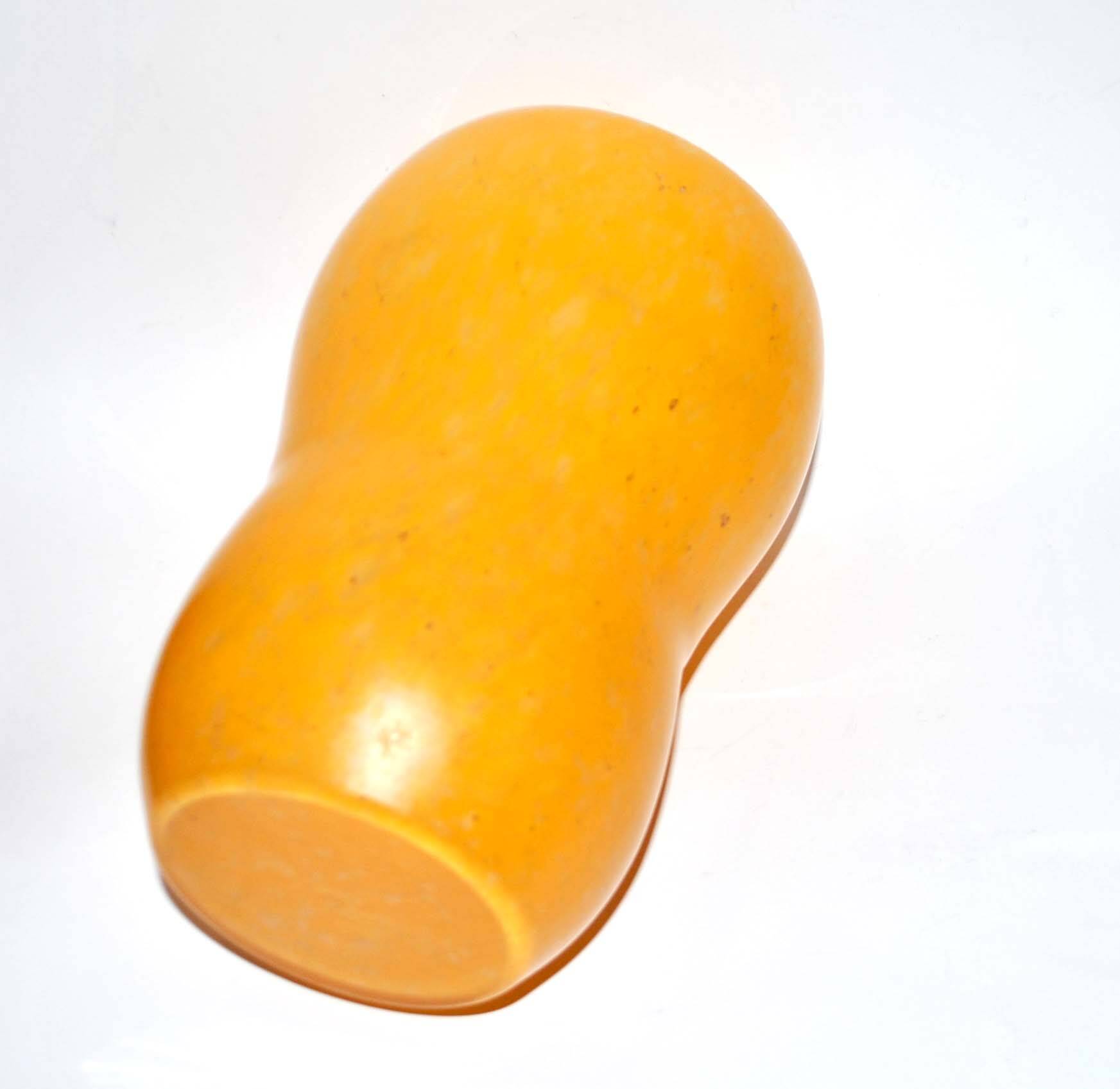 Marmoreal glass shell vase