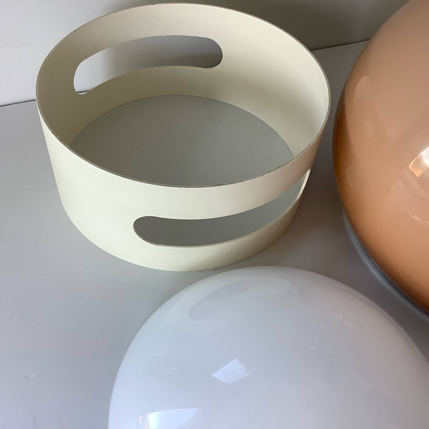 Harvey Guzzini Lamp Clan De Sol Meblo Grand Model Ochre Beige Iconiq