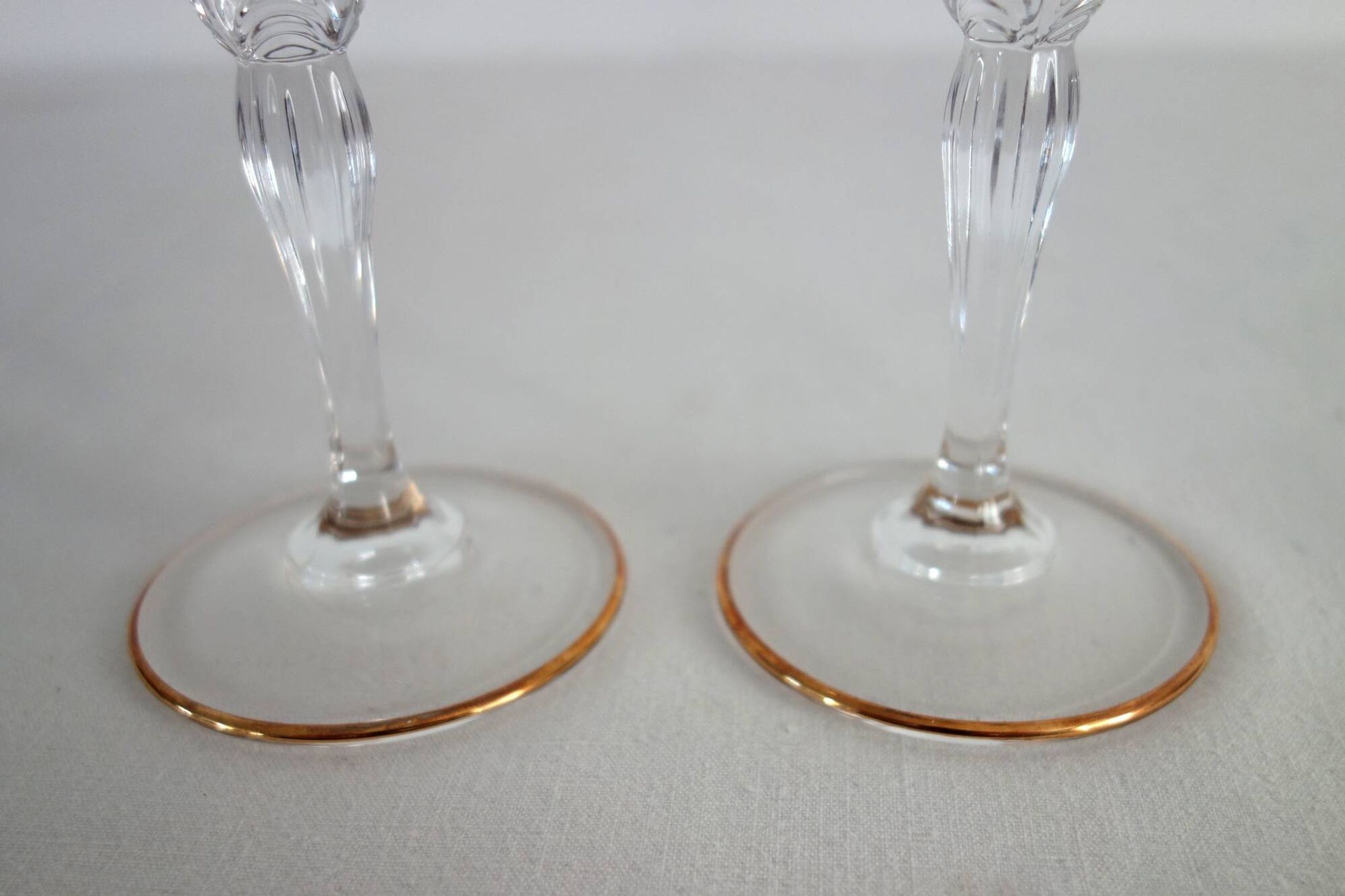 2 gold crystal wine glasses model Aurea by Royal crystal rock, Italy