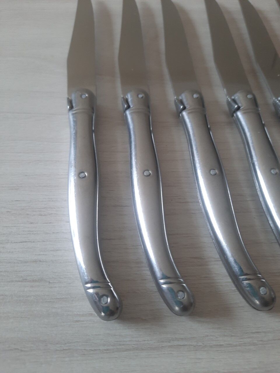 Set of 6 knives
