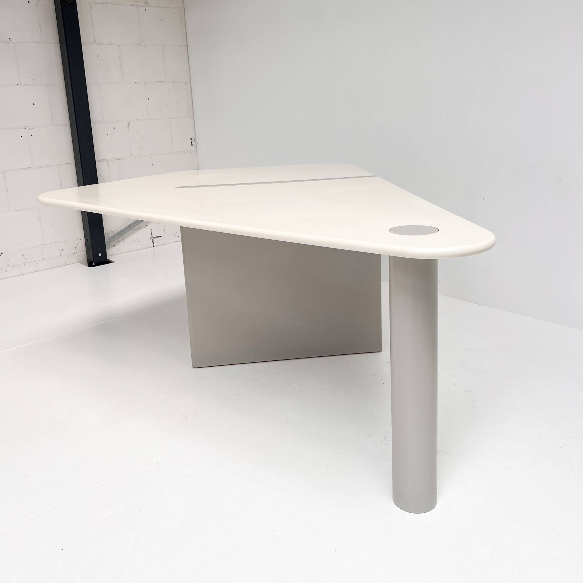La table Kite par Louk Straver pour Castelijn, années 1980.