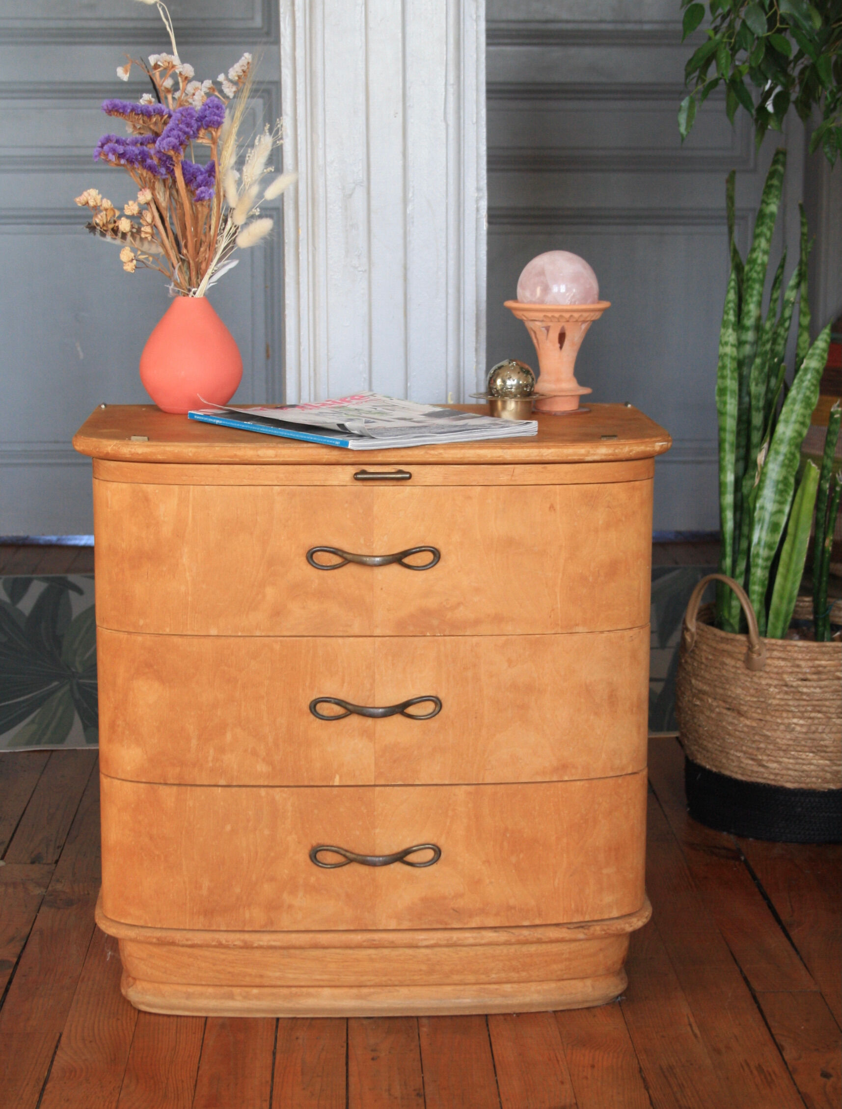 Old art deco chest of drawers