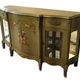 An eventful Venetian-style line, green laqué wood decorated with flowers