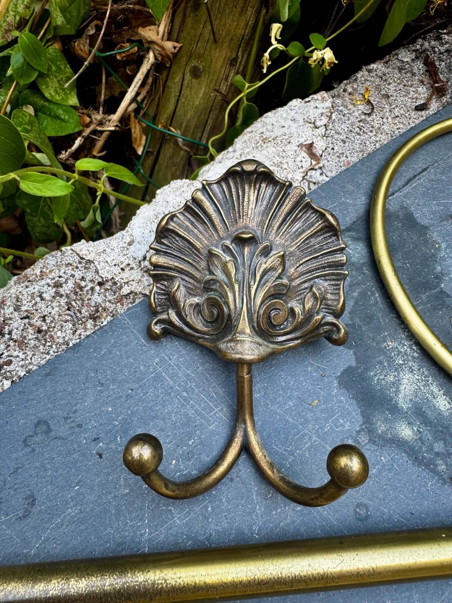 Set of bathroom hooks in Louis XV baroque style.