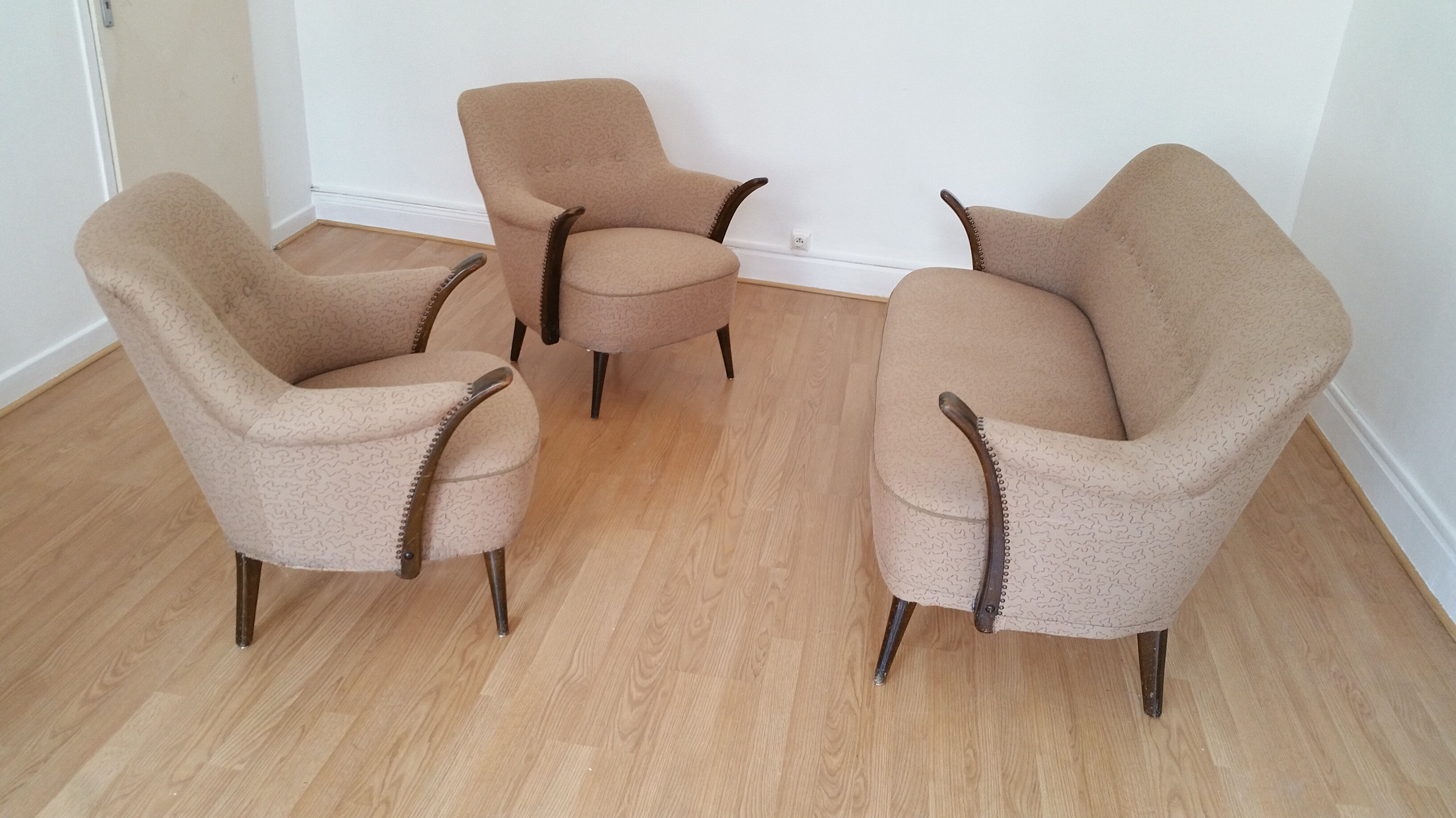 Danish chair organic 50s/60s (two are available)