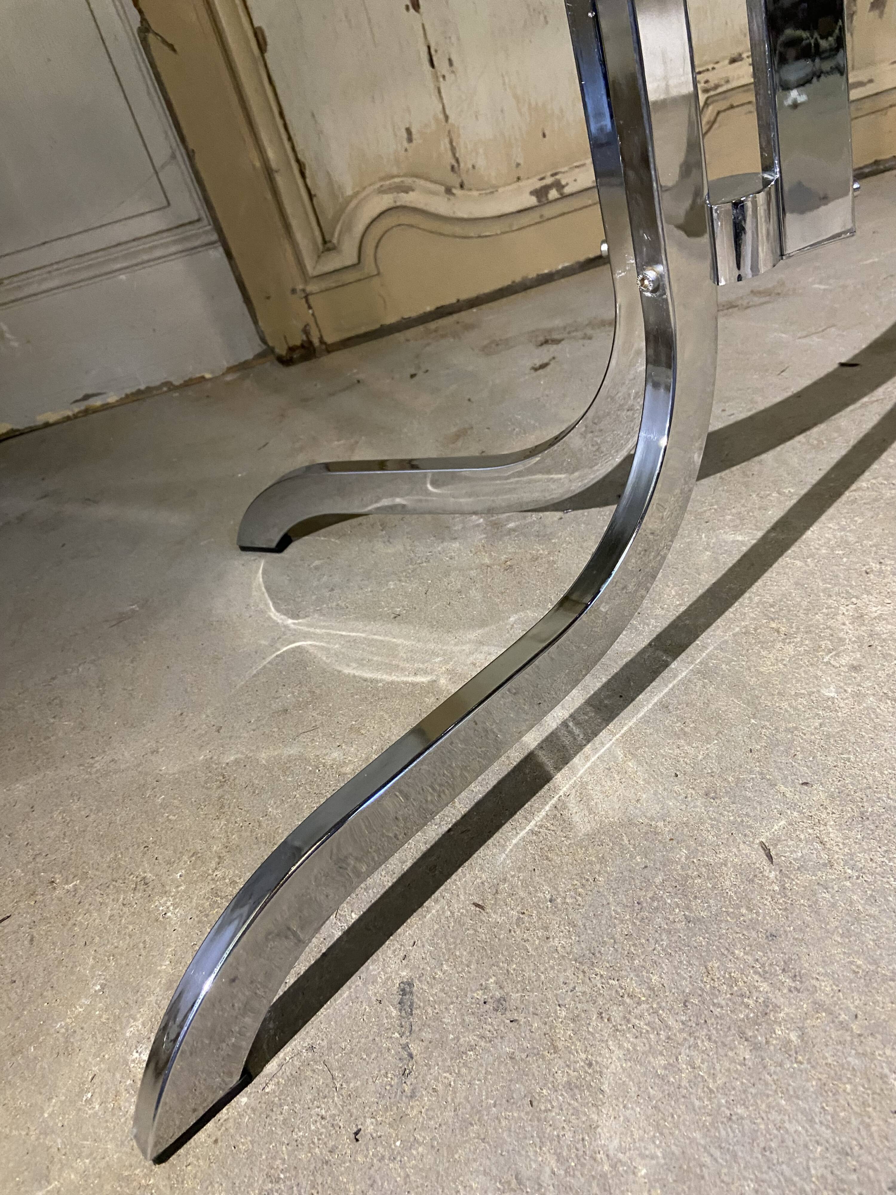 Design dining table year 70 in chrome and smoked glass