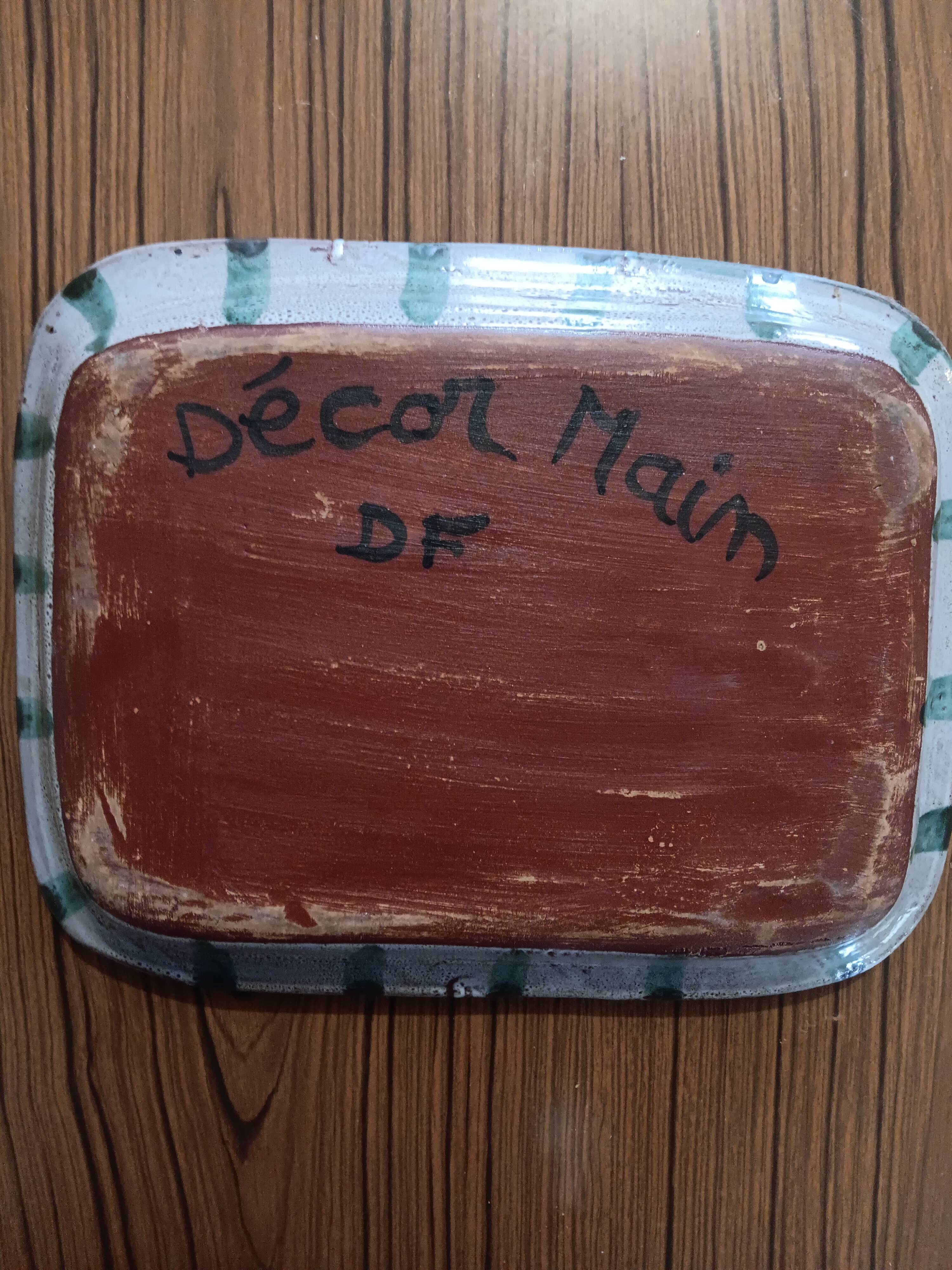 Vallauris thistle pattern dish