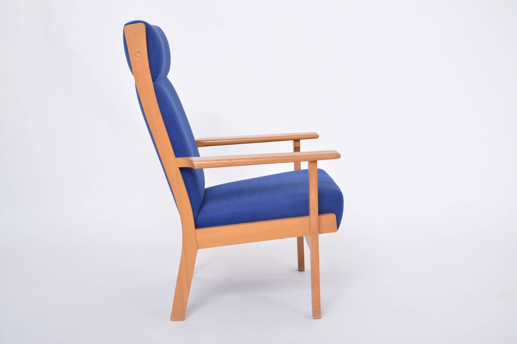 Reupholstered Danish Mid-Century Modern GE 181 a Chair by Hans Wegner for GETAMA