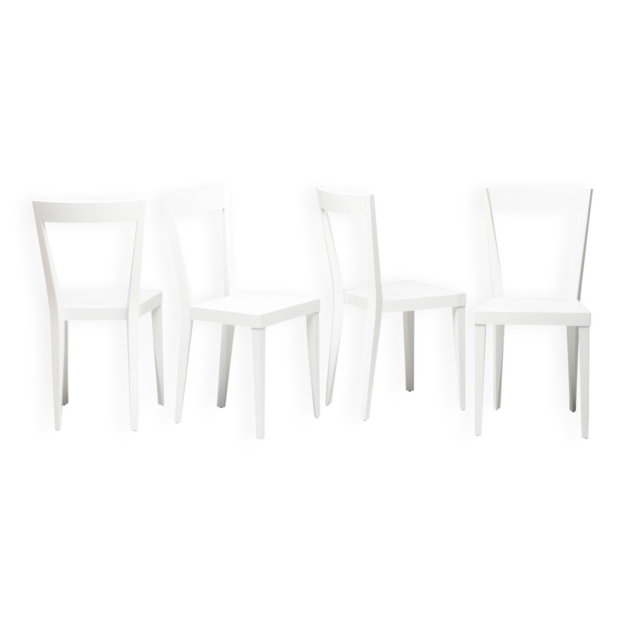 Lot de quatre chaises livia blanches, Gio Ponti