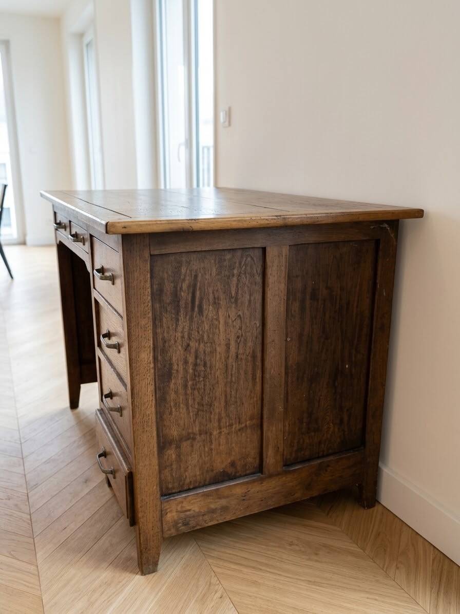 Bureau industriel vintage en bois massif brun