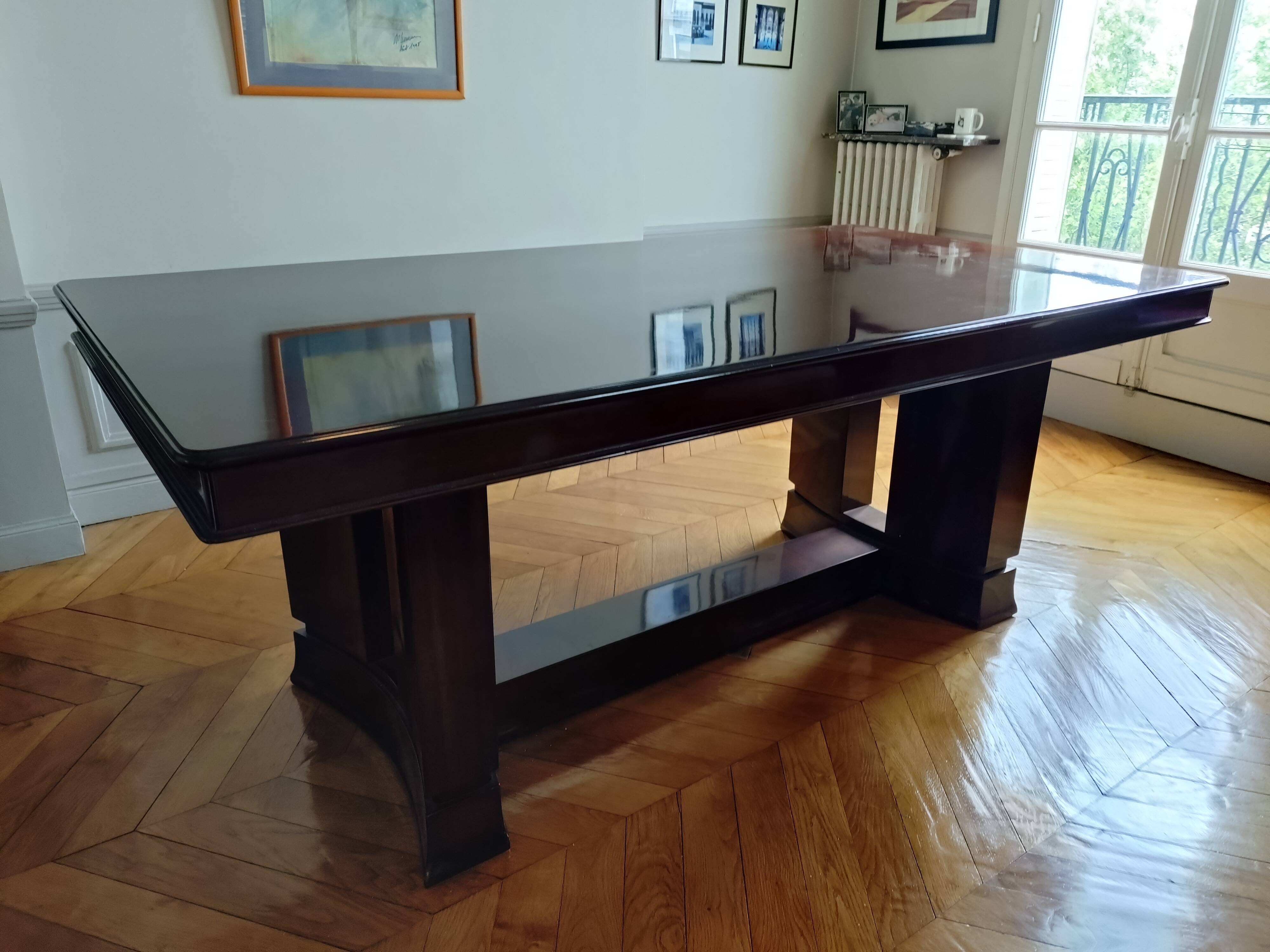 Table à manger Art Déco en palissandre massif Paul Beucher, 1940