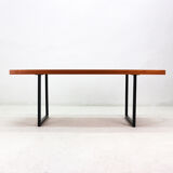Table low 60s