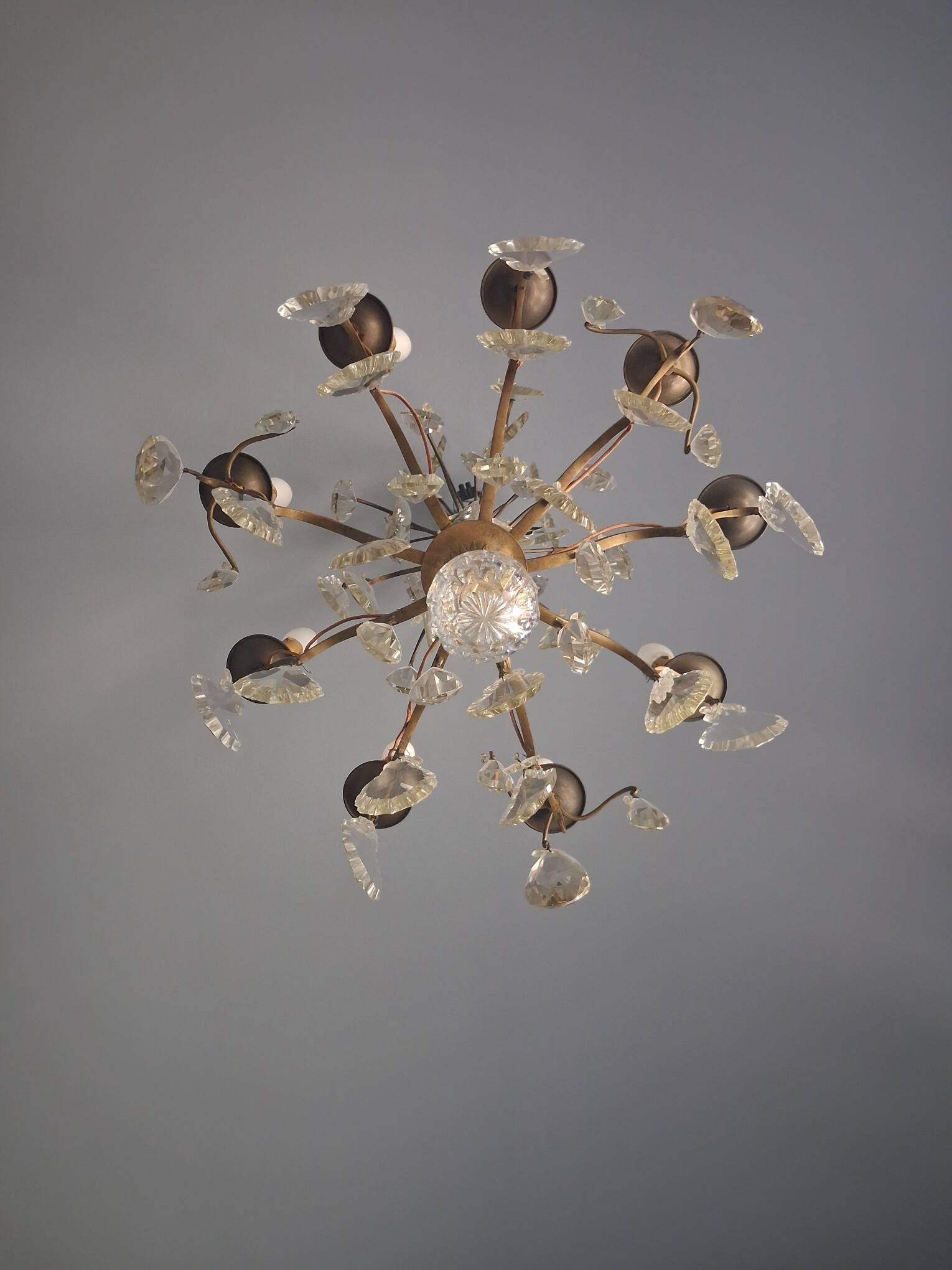 Bronze and crystal chandelier with 9 lights